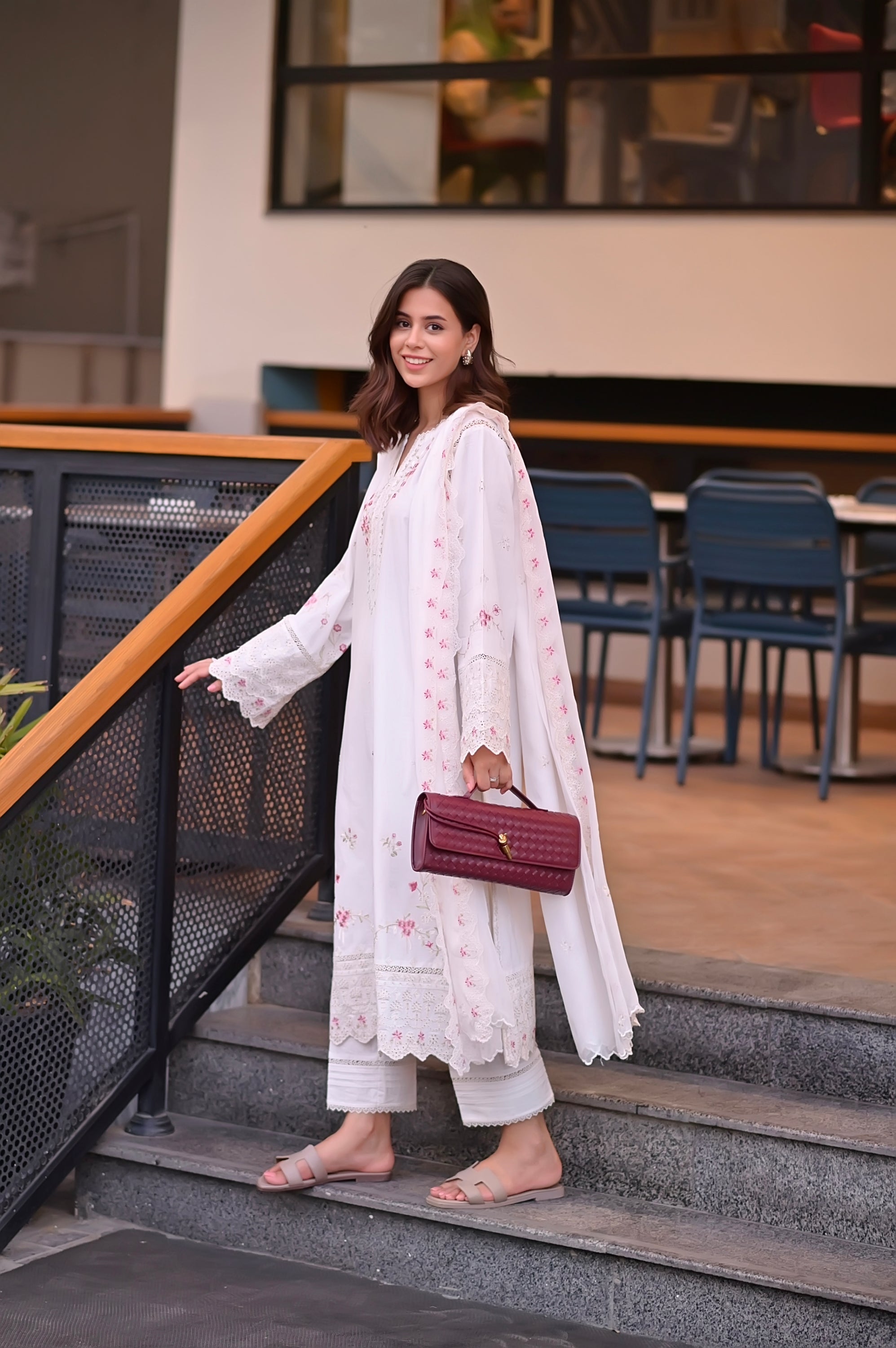 jacquard Unstitched in Off-white