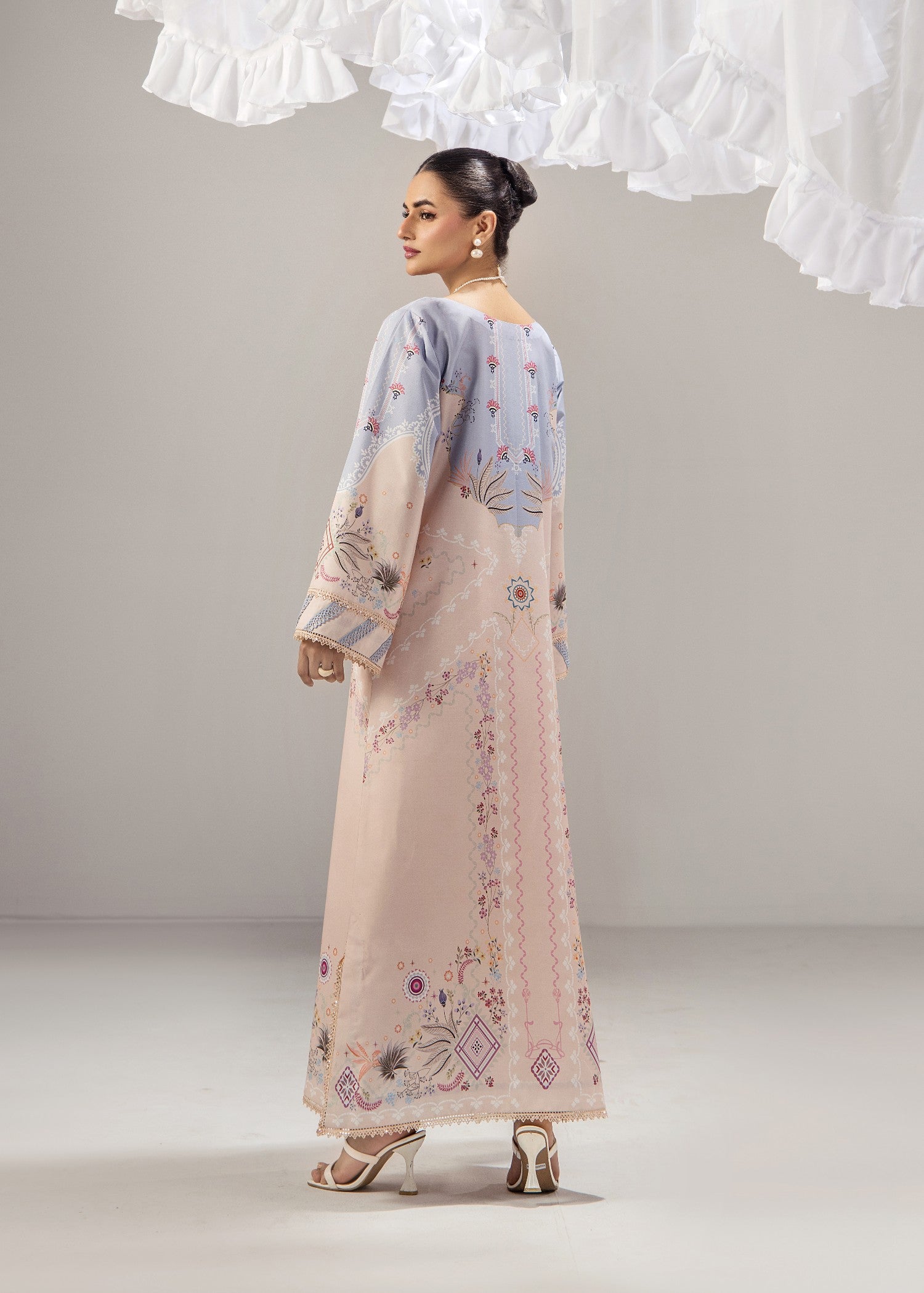 poly lawn Kaftan in Blush pink