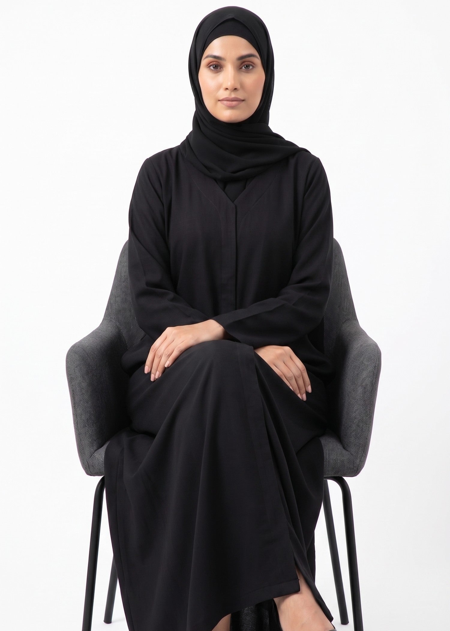 linen Abaya in Black