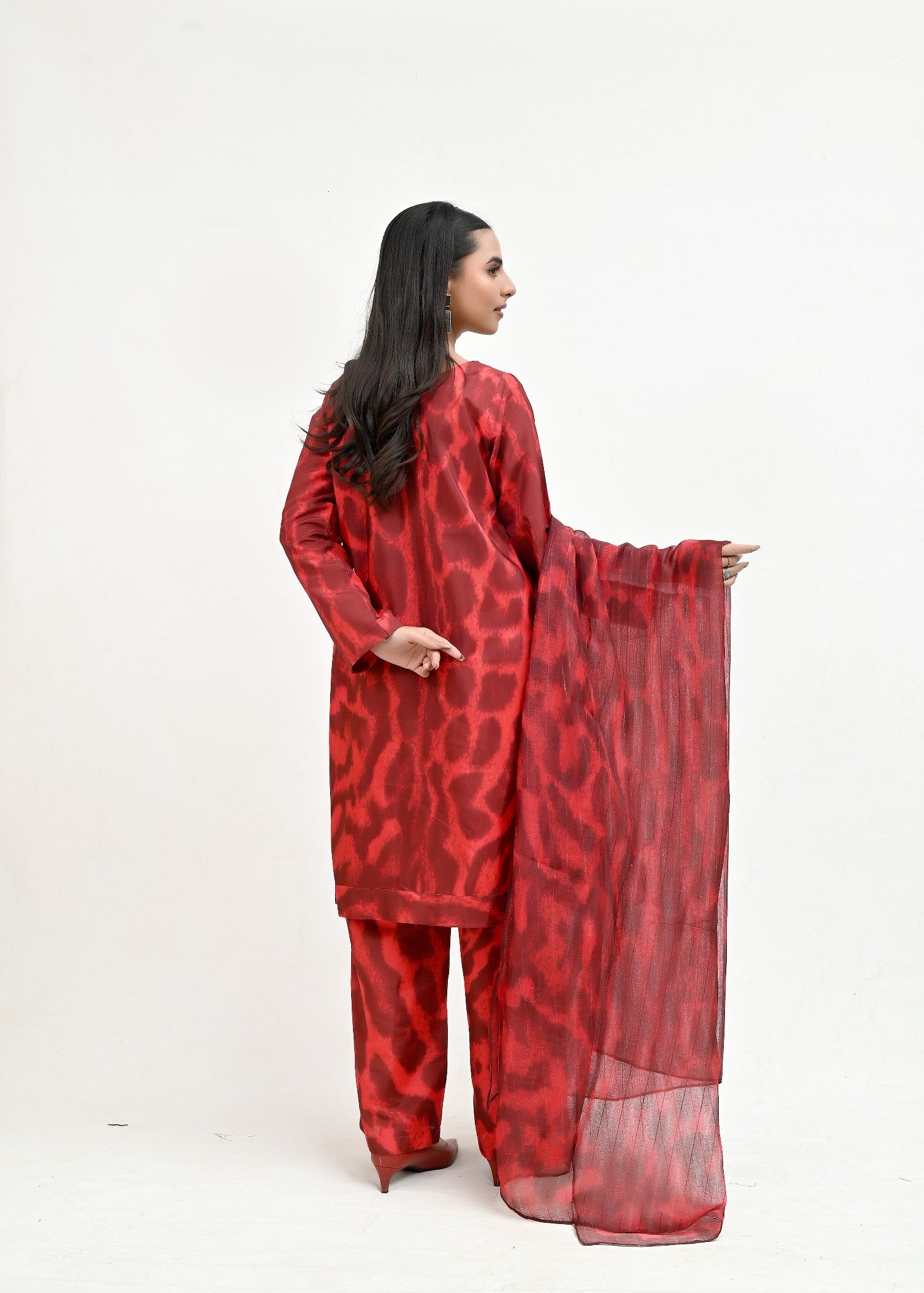 pk raw silk Kurta Set in Blood red