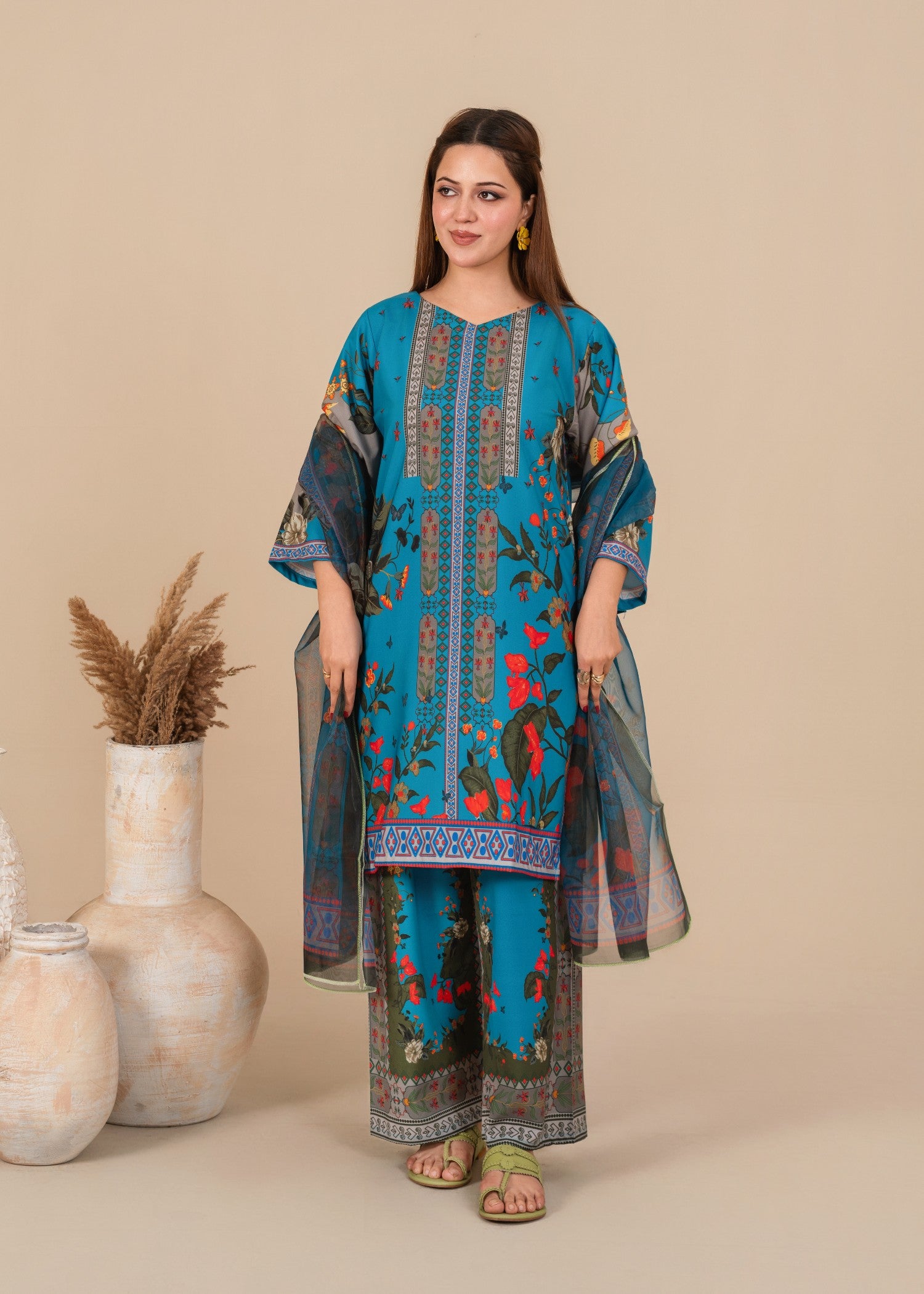 silk crepe Kurta Set in Royal blue