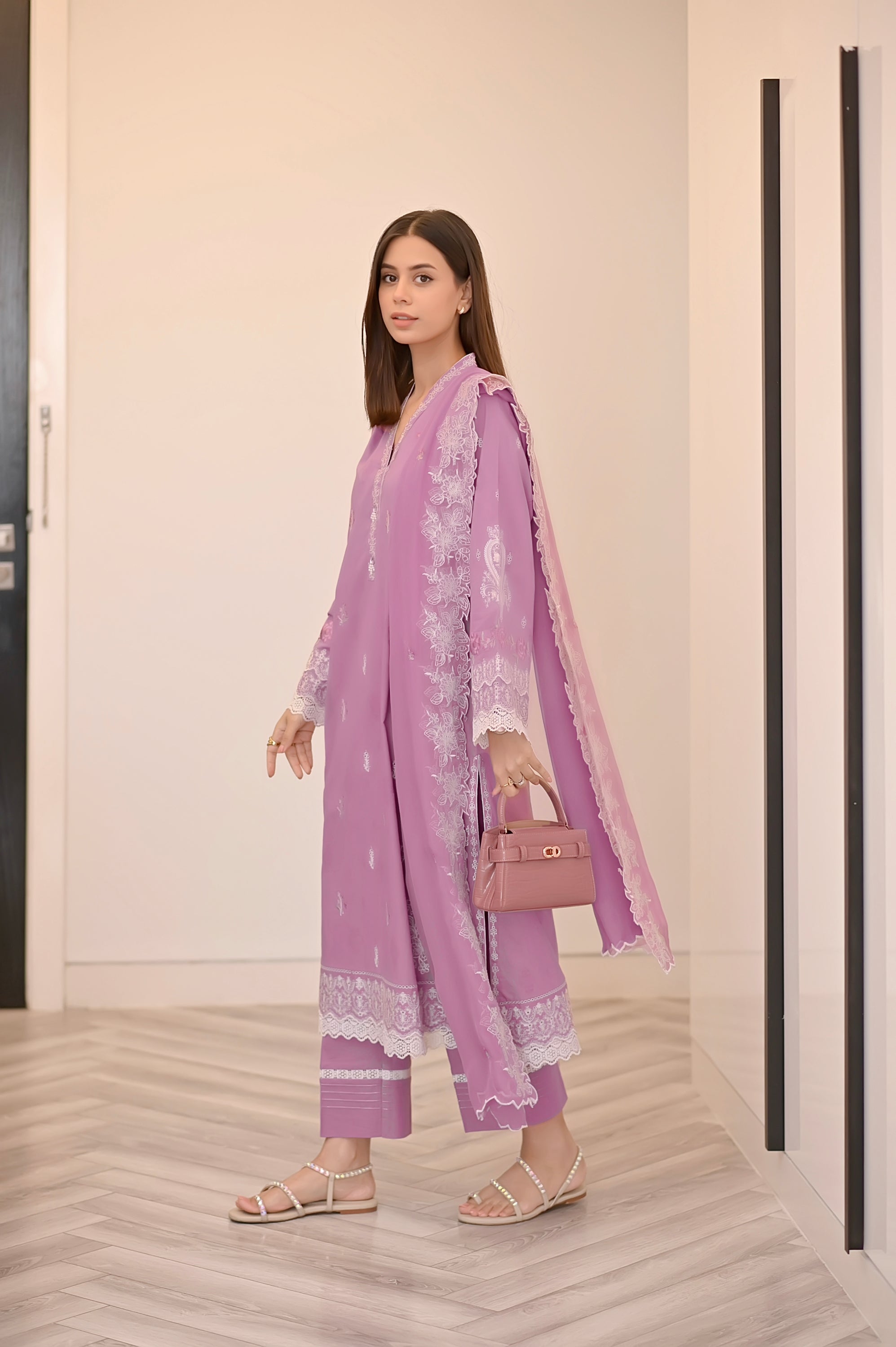 jacquard Unstitched in Purple taupe