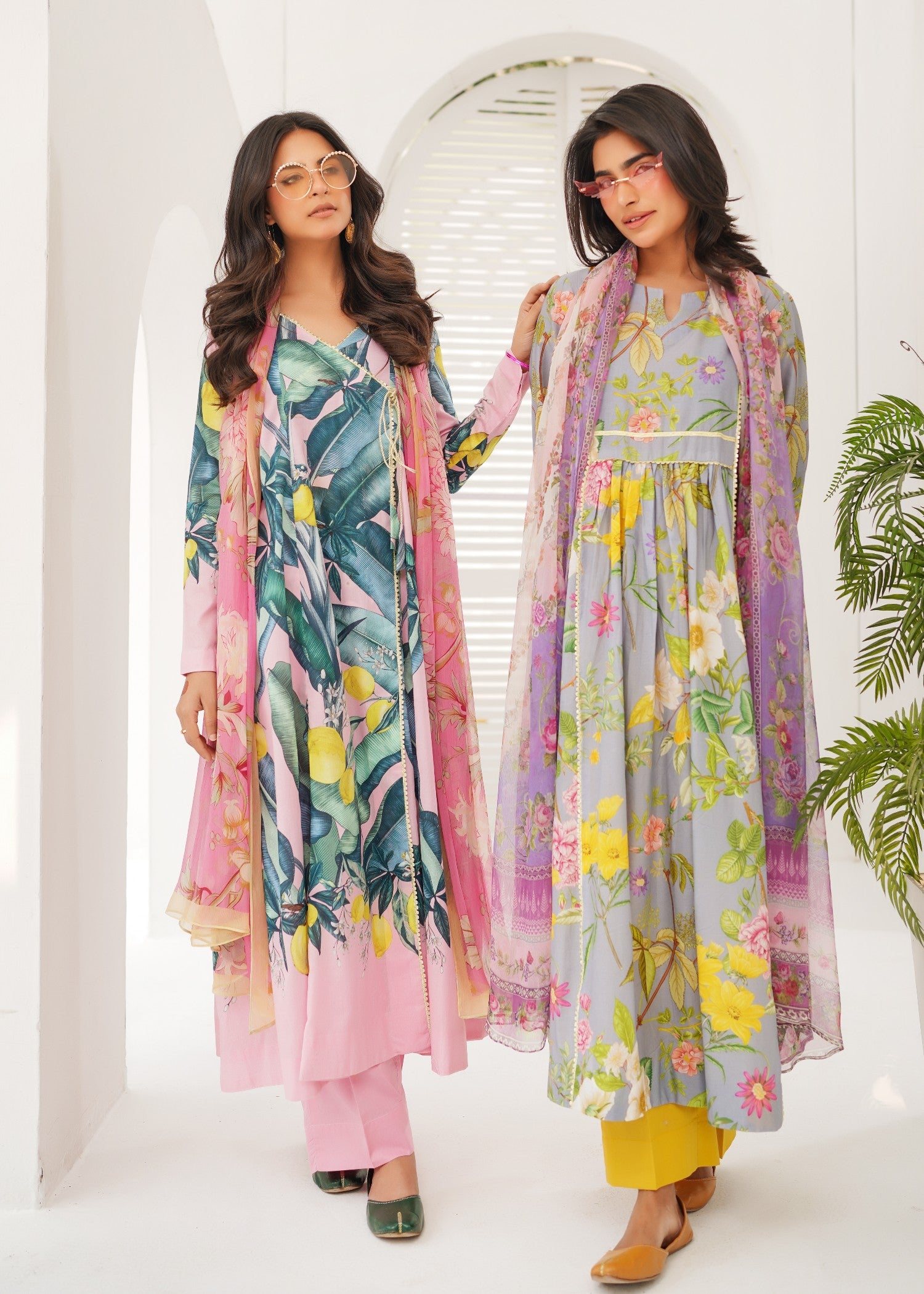 lawn Pishwas in Grey