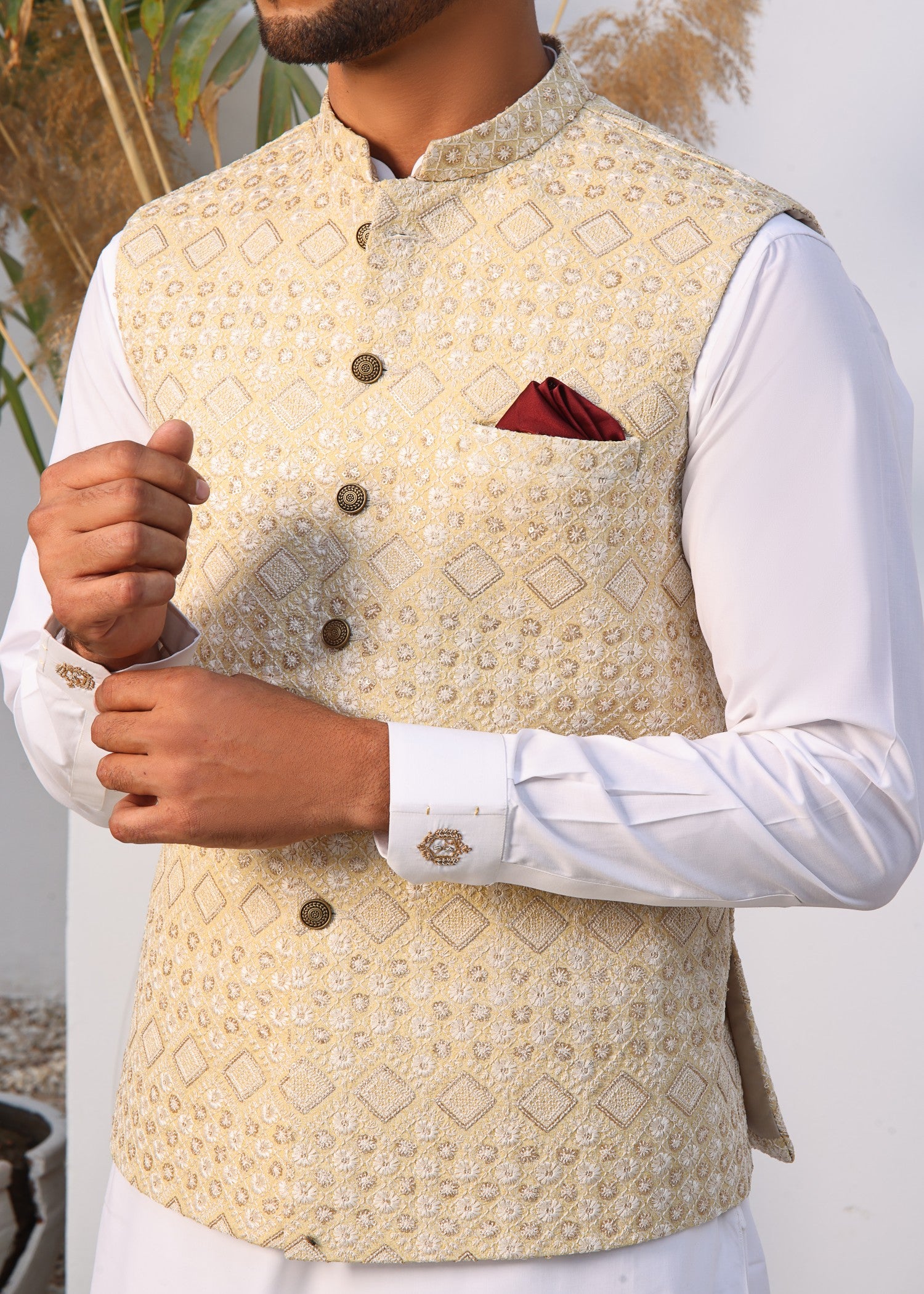 raw silk Waistcoat in Gold