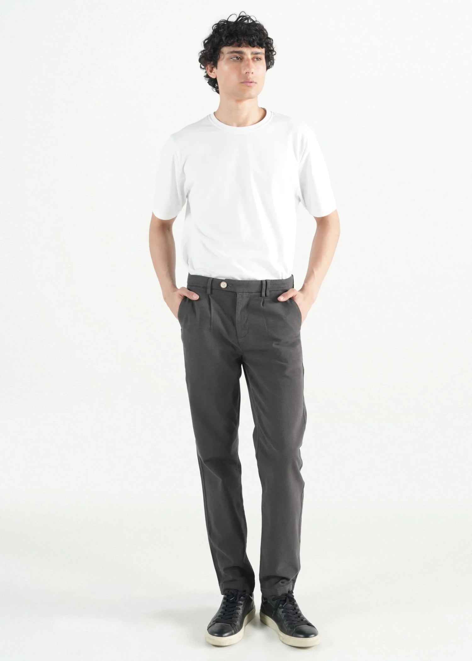 twill cotton Pants in Charcoal