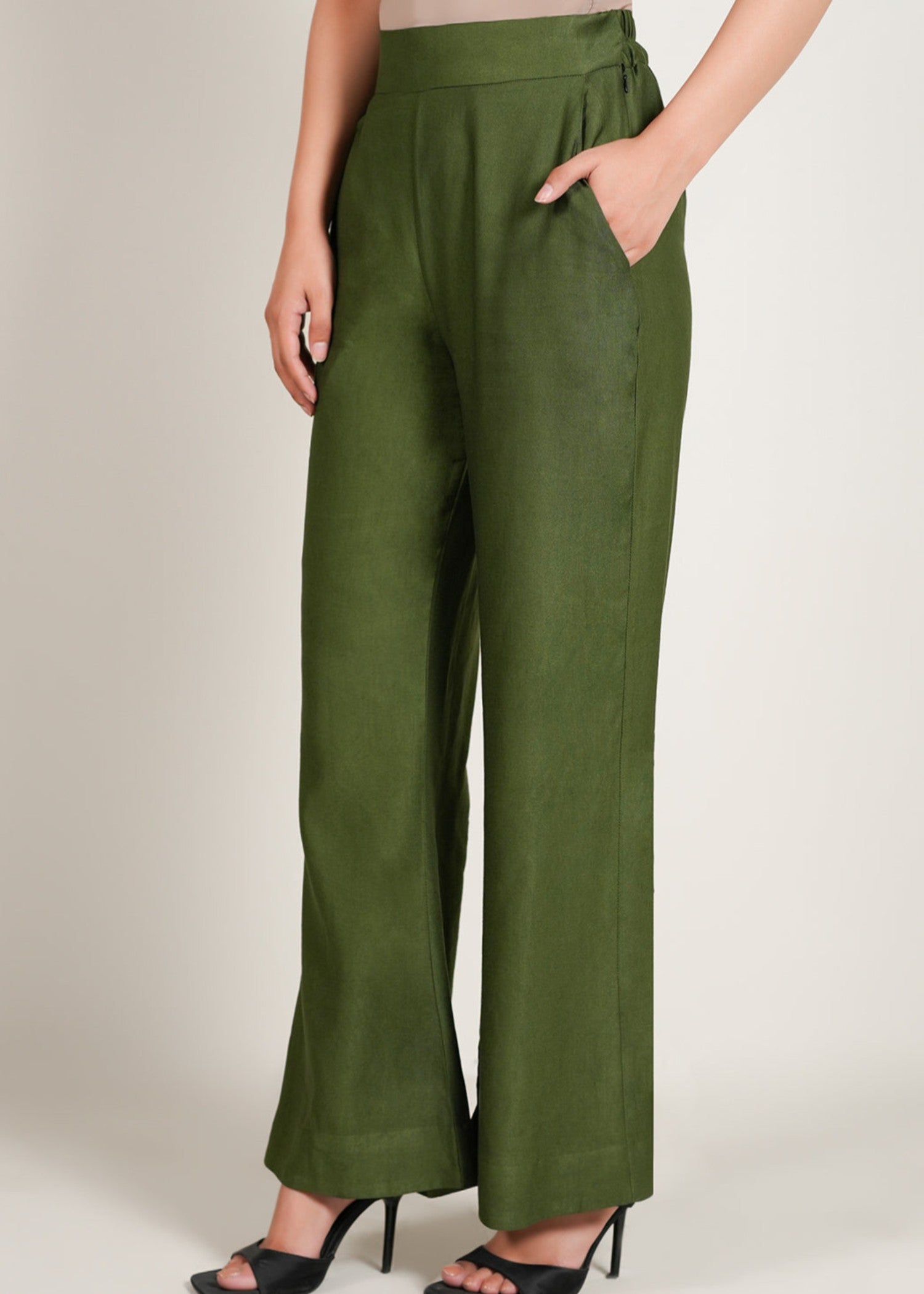 poly viscose Trousers in Green