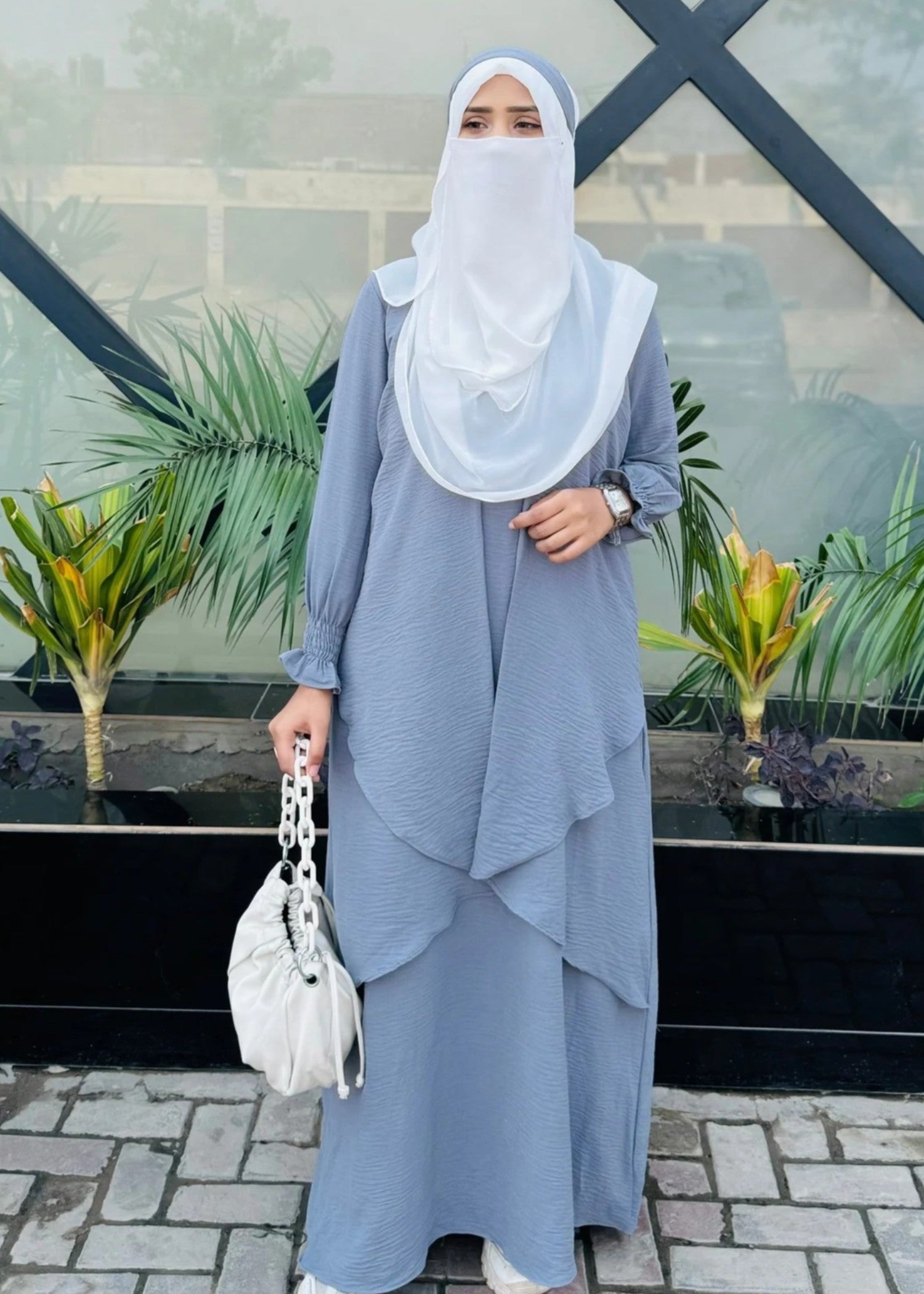 polyester Abaya in Light blue