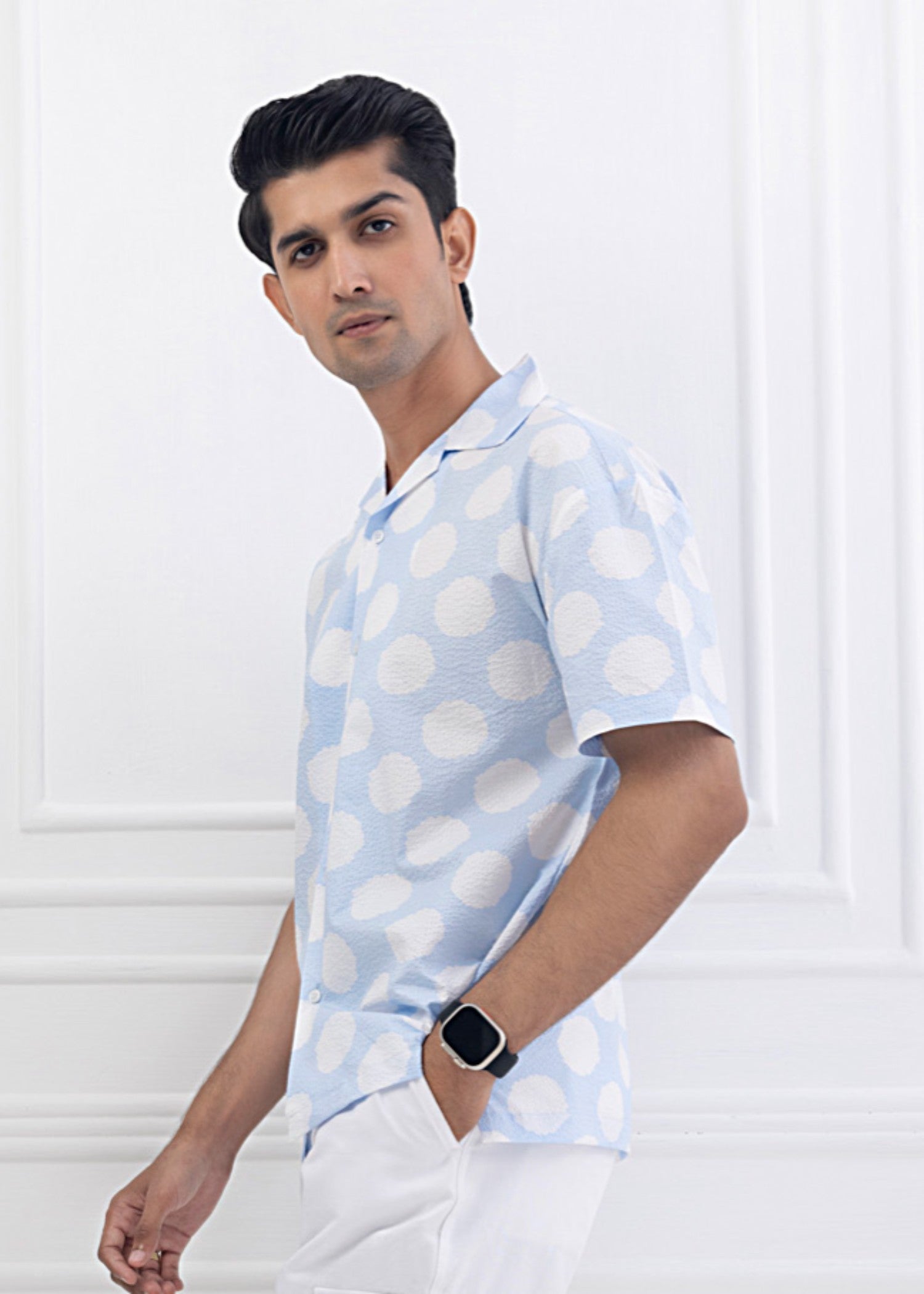 cotton Casual Shirt in Off-white, ice blue