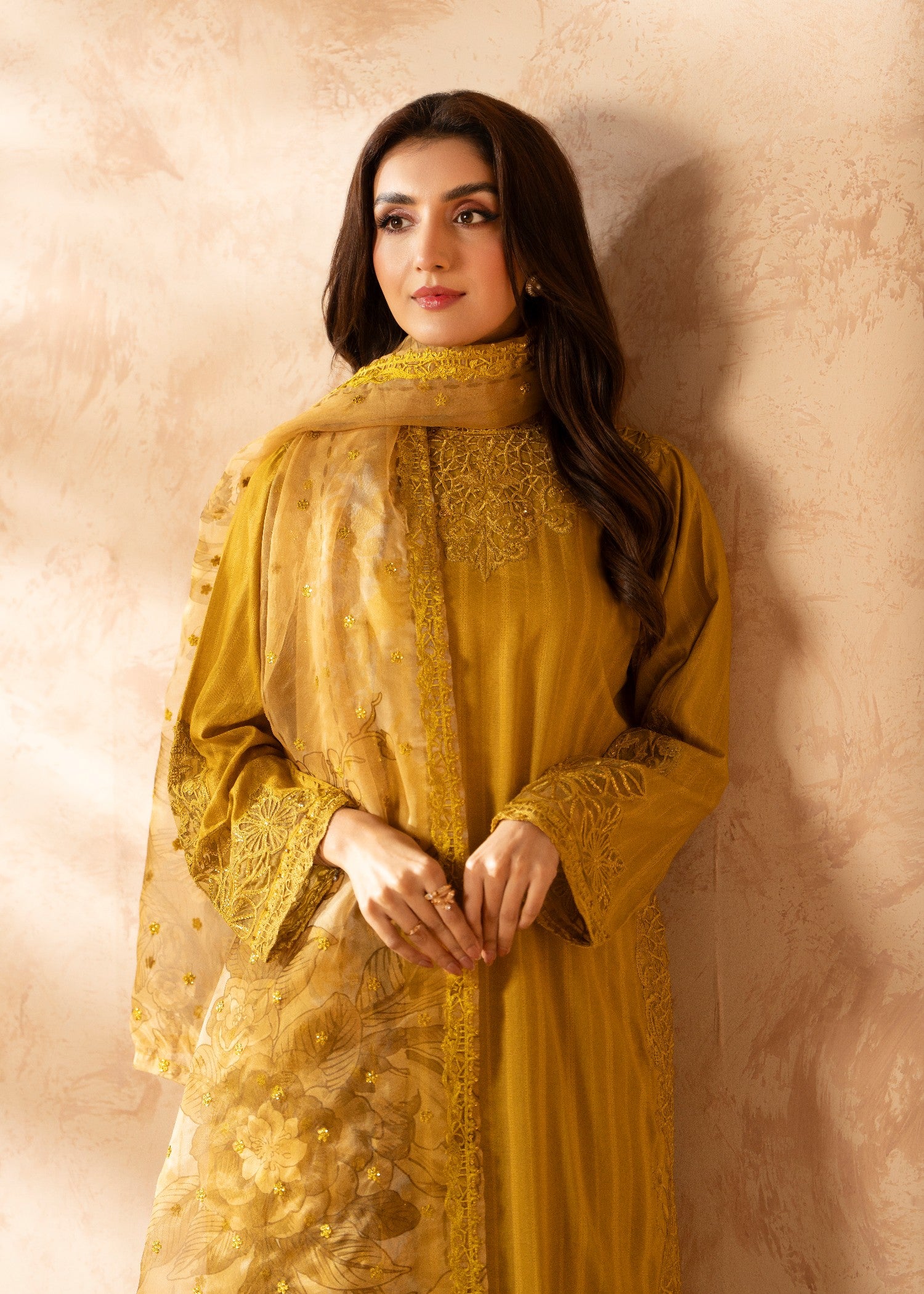 blended linen Kurta Set in Gold