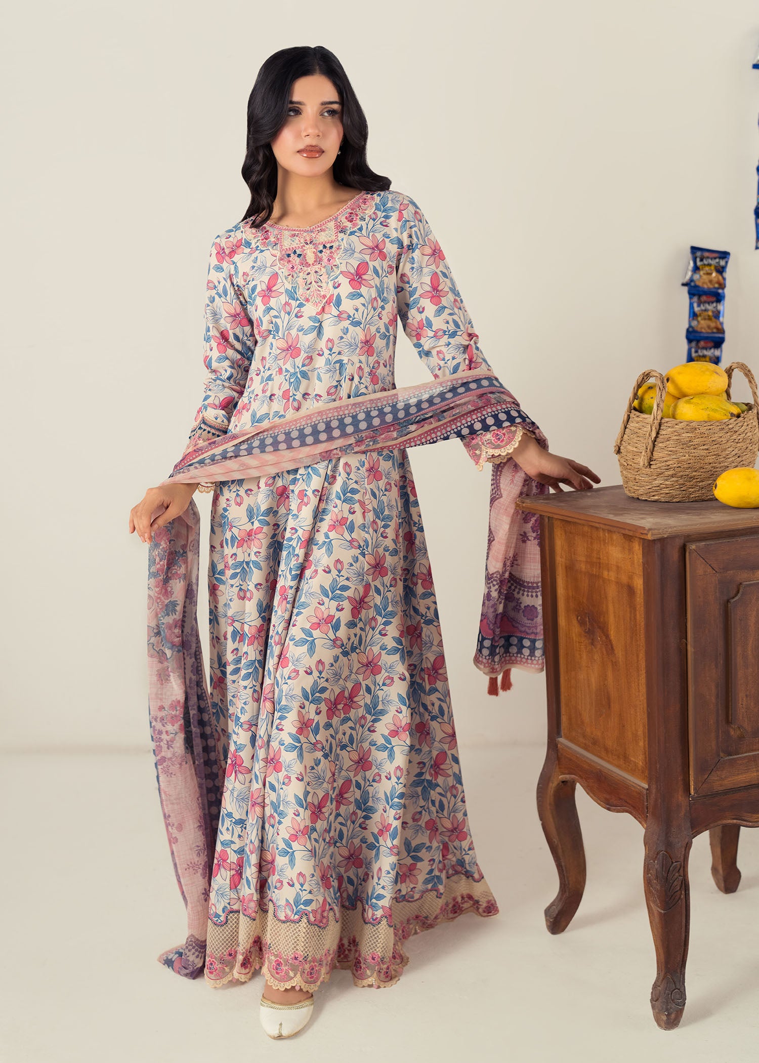 lawn Maxi in Lilac