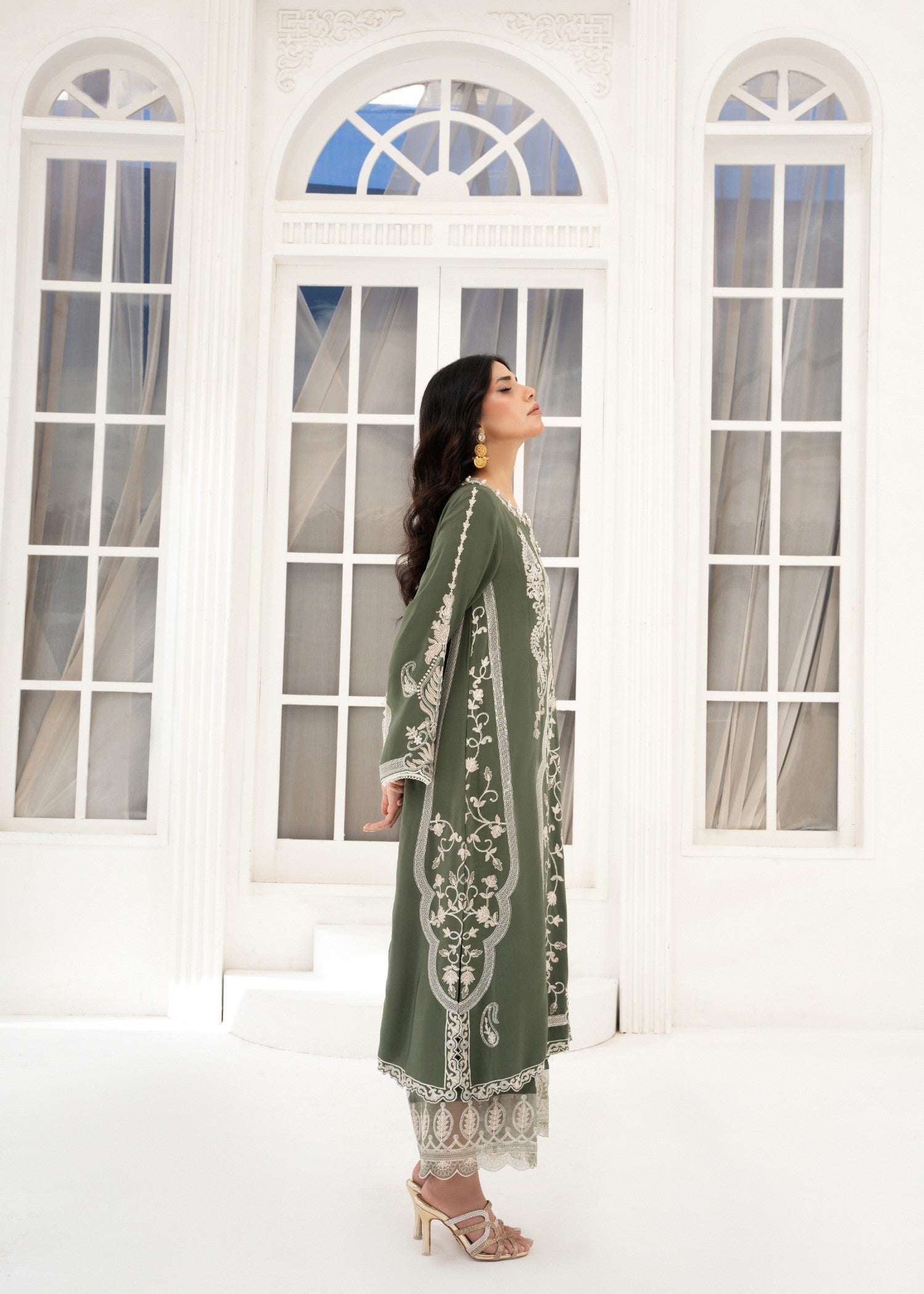 crepe Kurta Set in Sage green