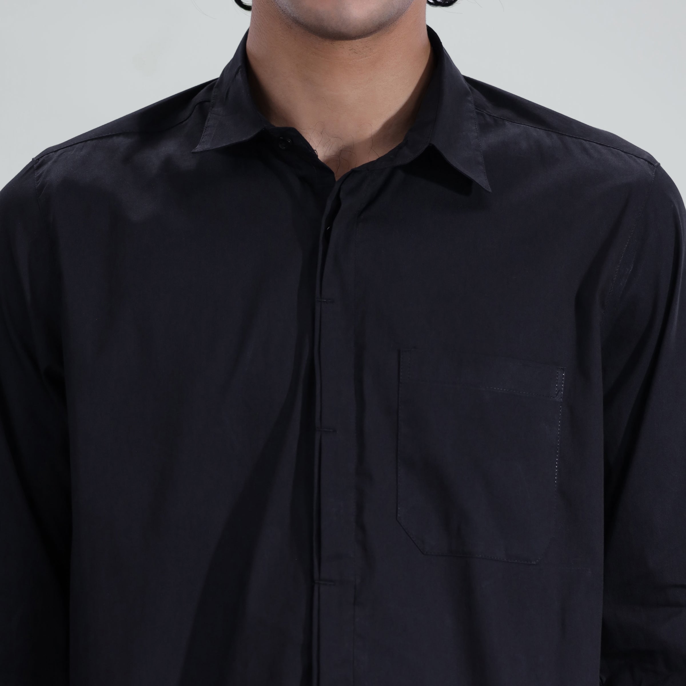 seersucker Formal Shirt in Jet black