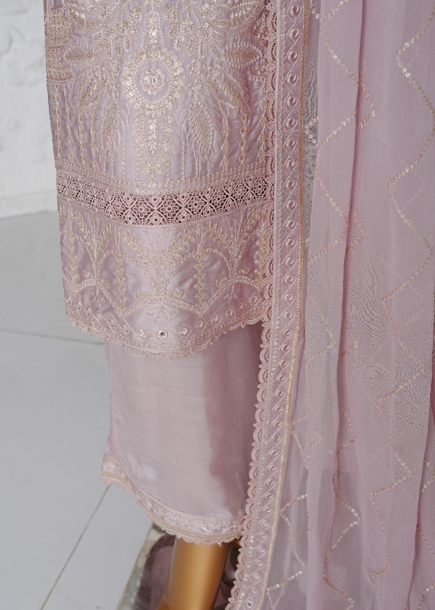charmuse/shamooz Kurta Set in Pastel pink