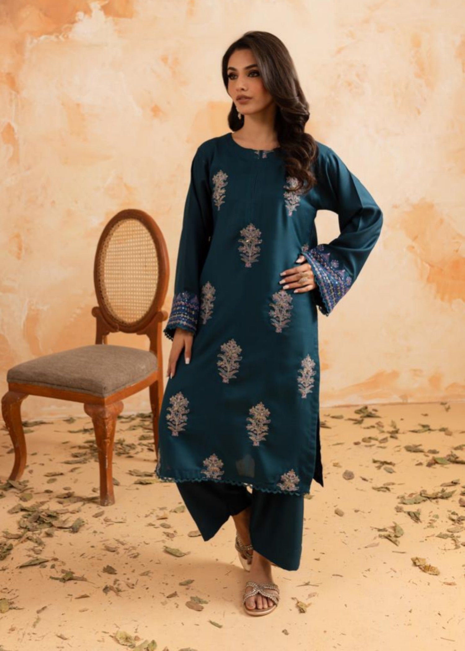 lawn Kurta Set in Eucalyptus green