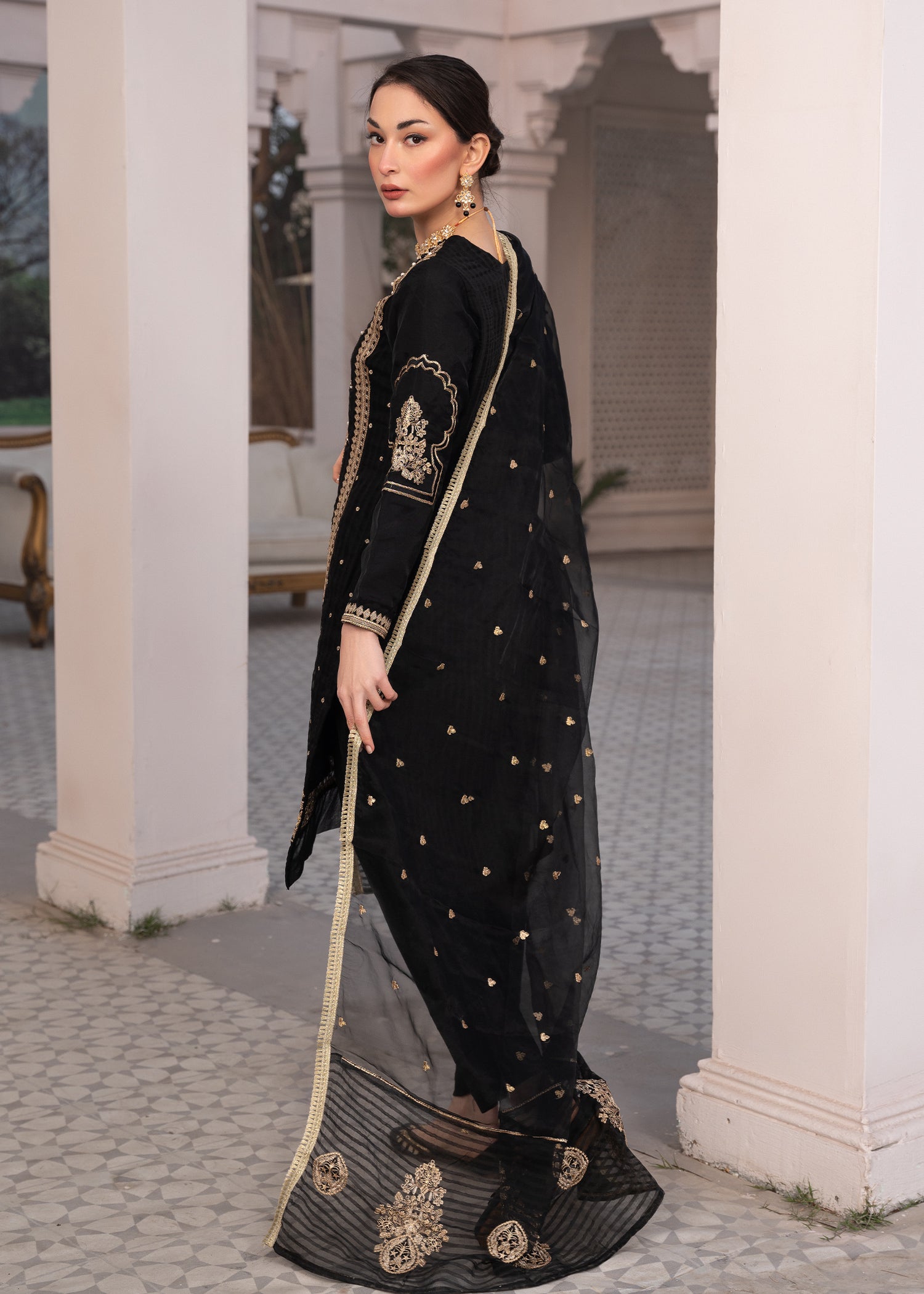 organza Kurta Set in Black