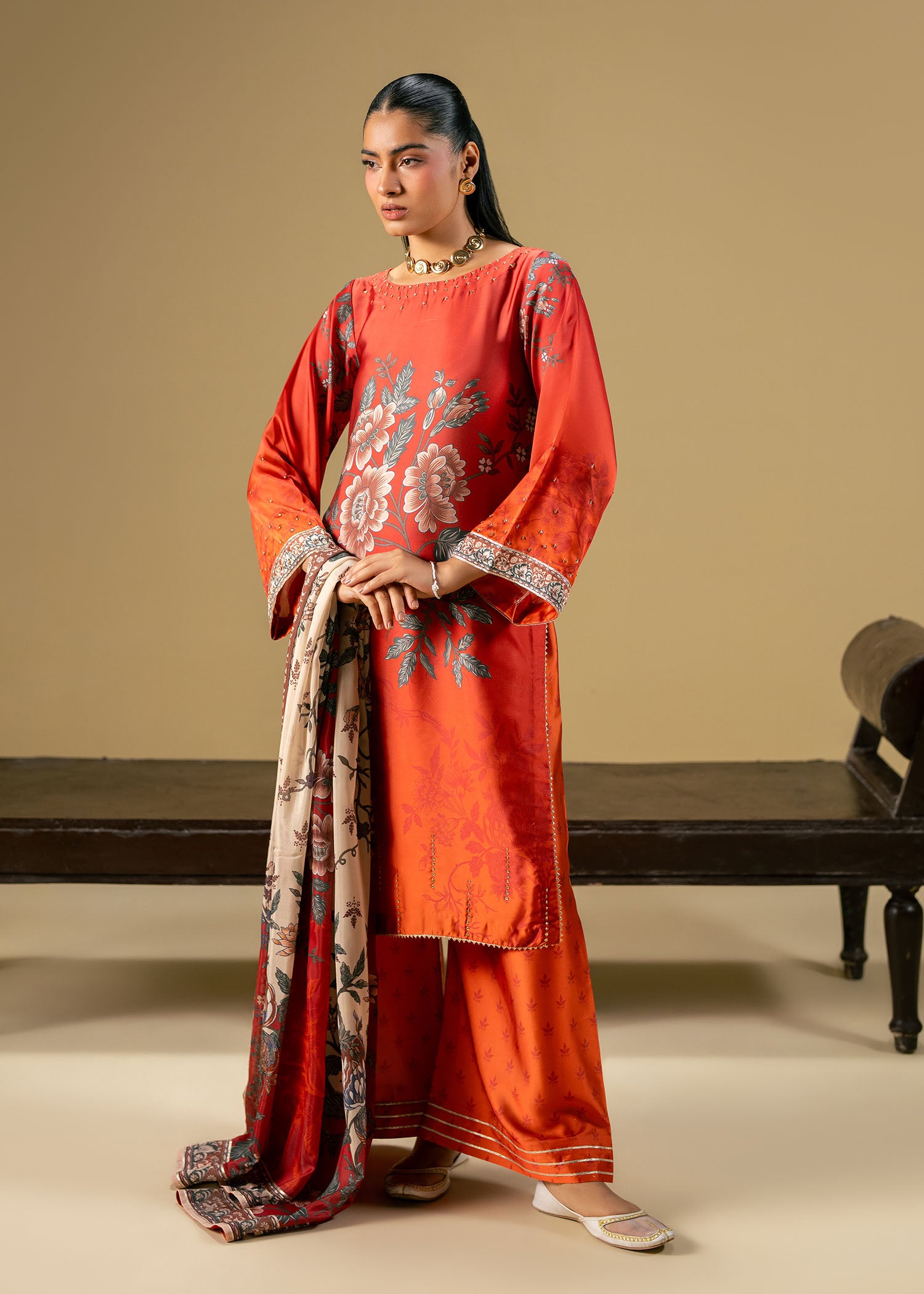 charmuse/shamooz Kurta Set in Orange
