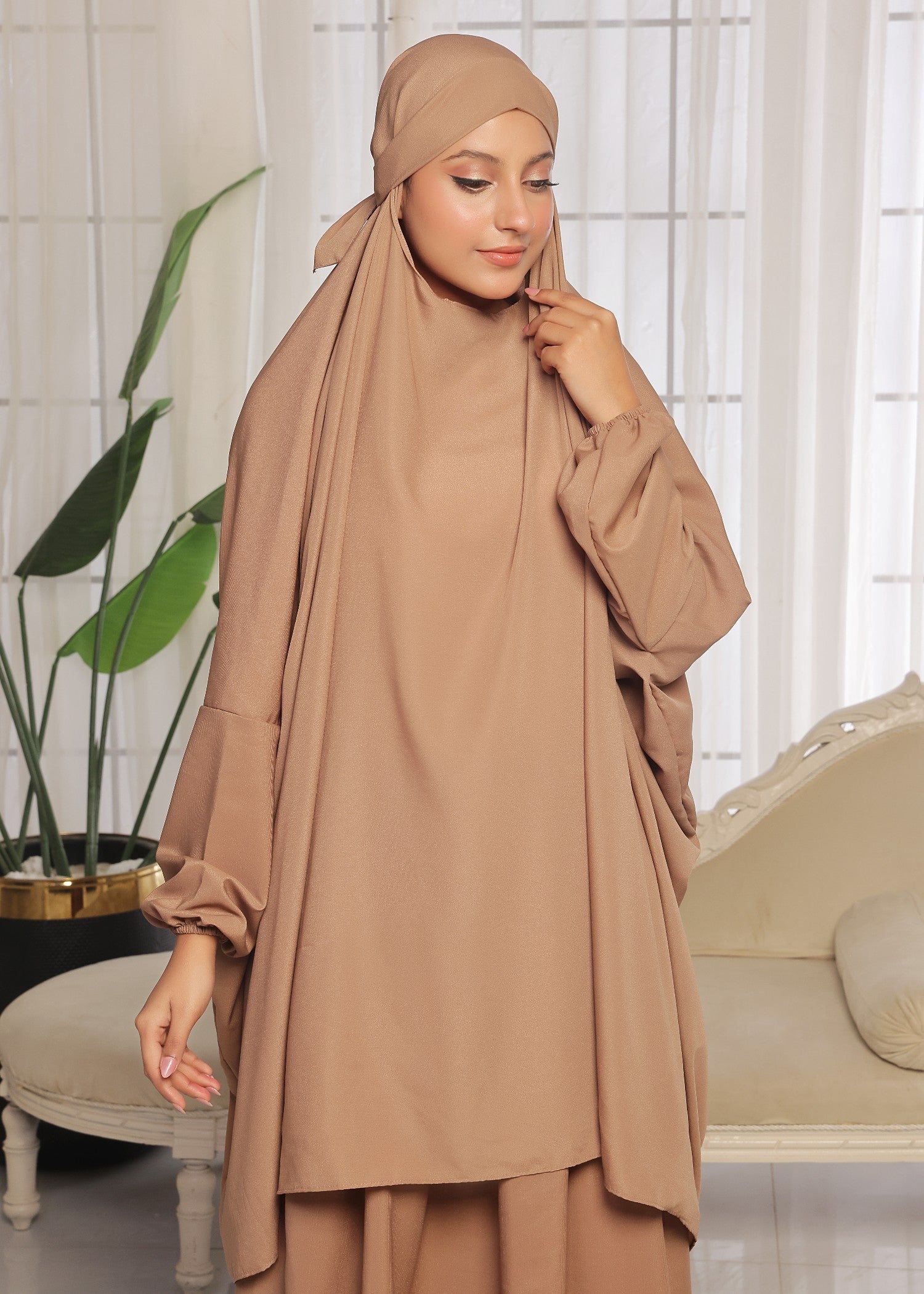 georgette Jilbab in Beige