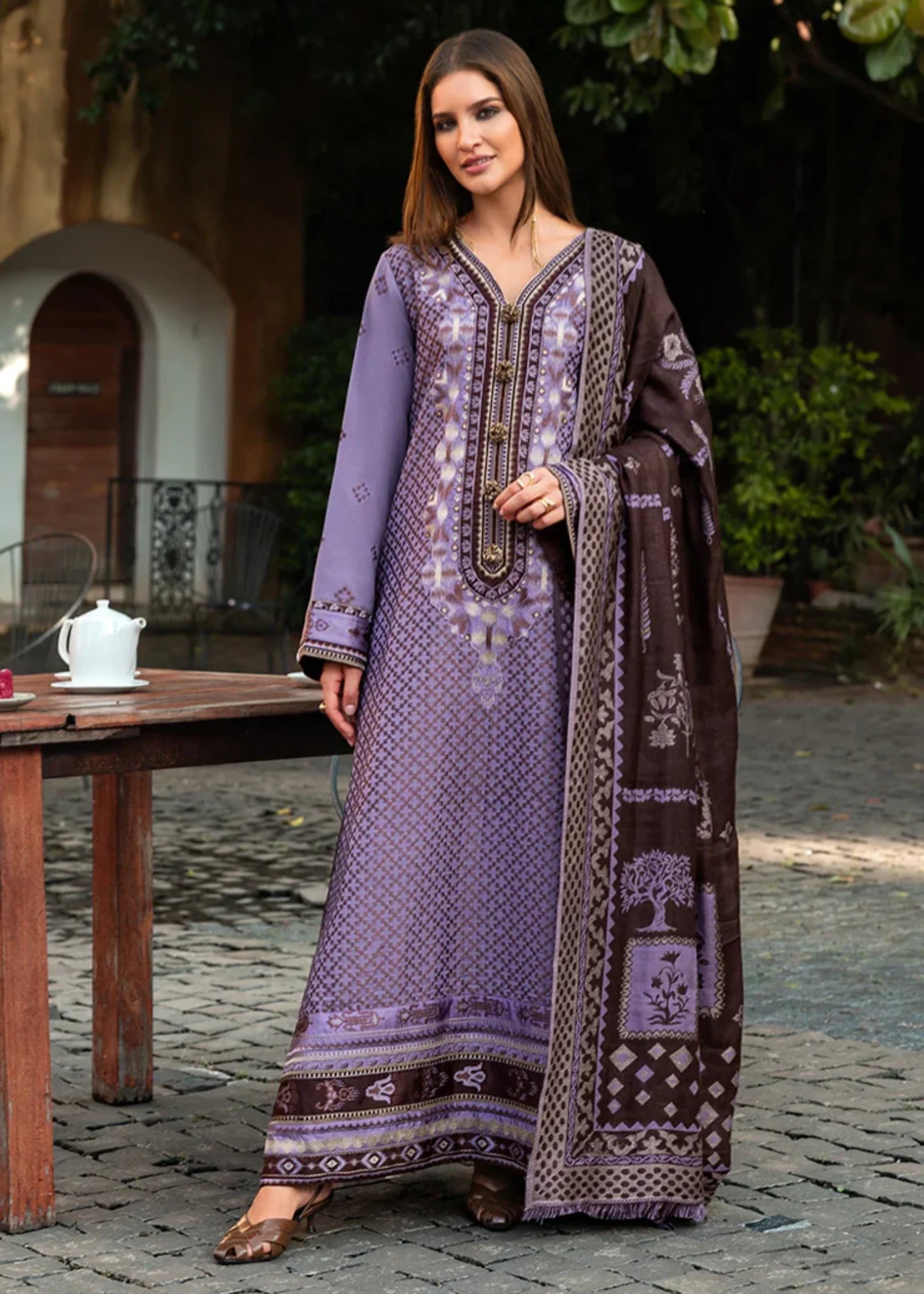 karandi Kurta Set in Purple heart