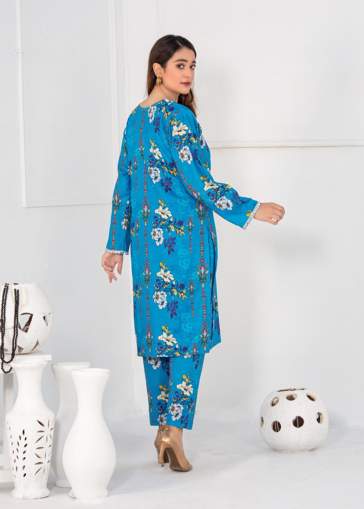 slub khaddar Unstitched in Sky blue