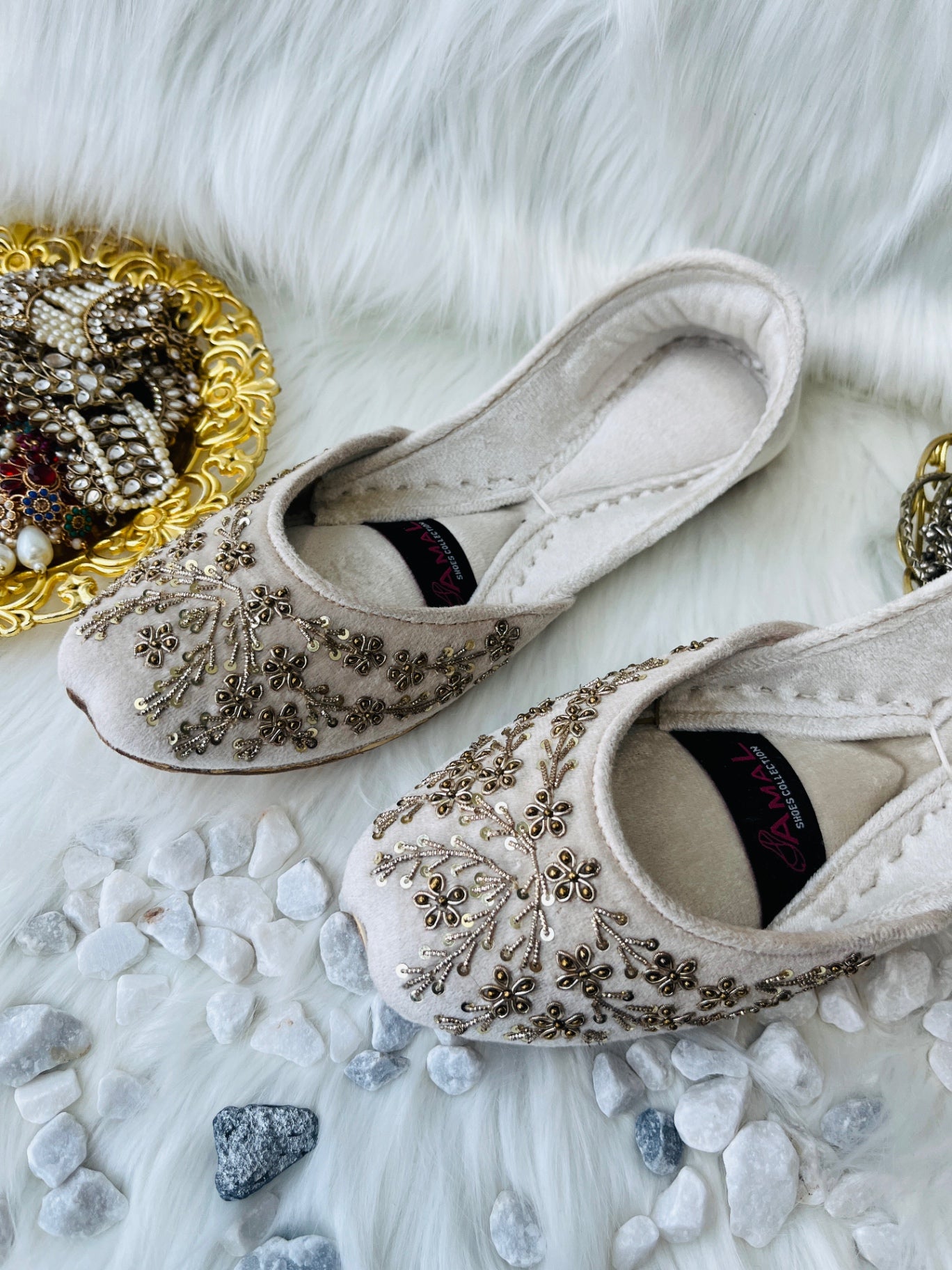 Khussa in Ivory by - High Quality Women Khussa EJF4019
