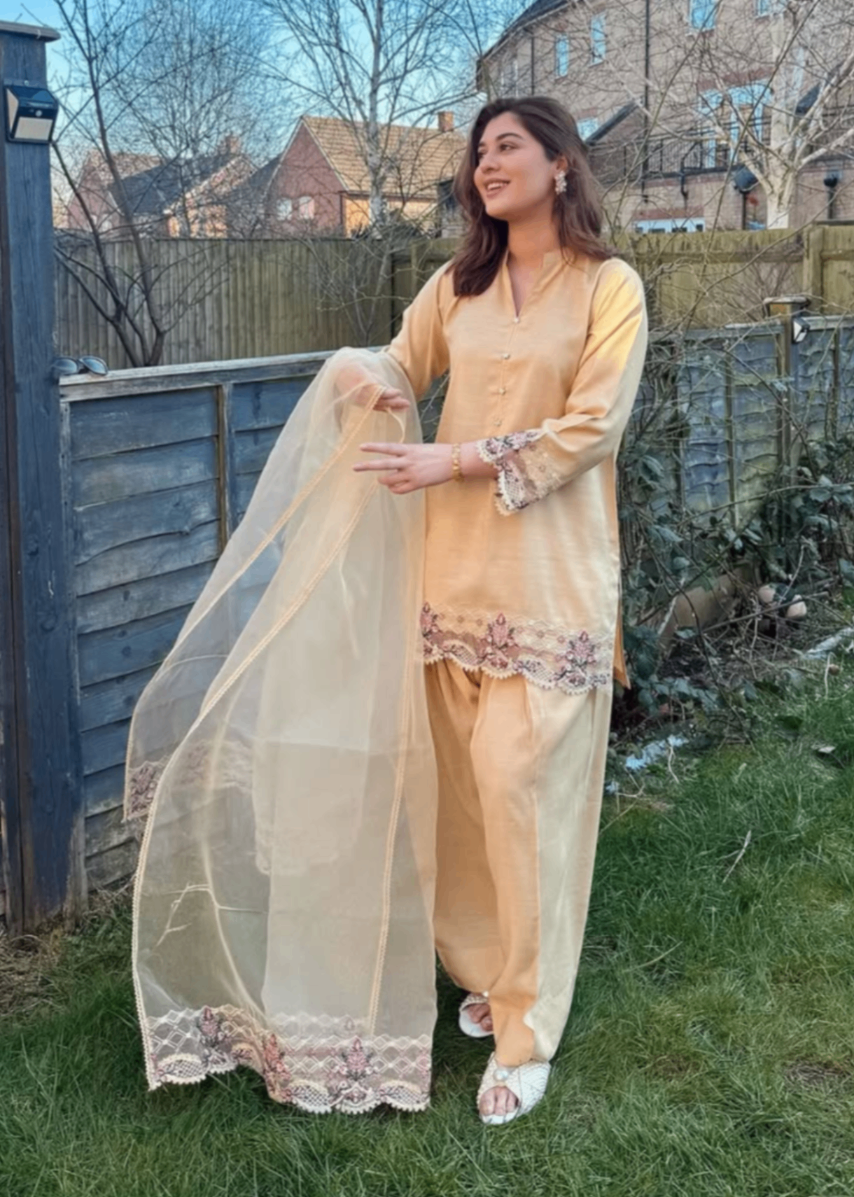 viscose raw silk Kurta Set in Daffodil