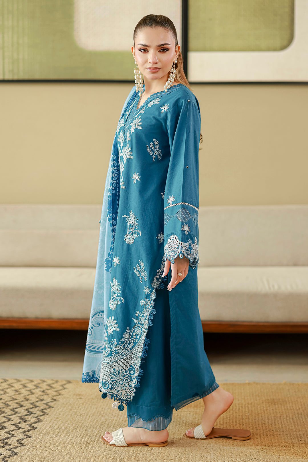 Chikankari Lawn – Z-4084