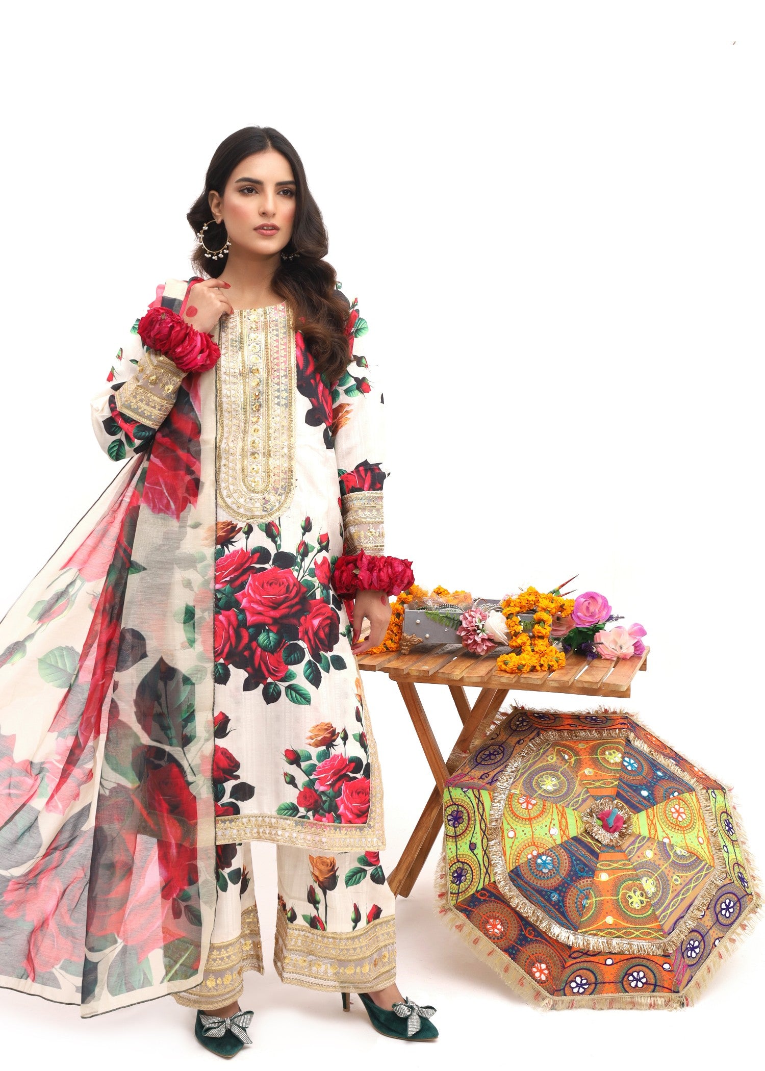 textured lawn Kurta Set in White, multi