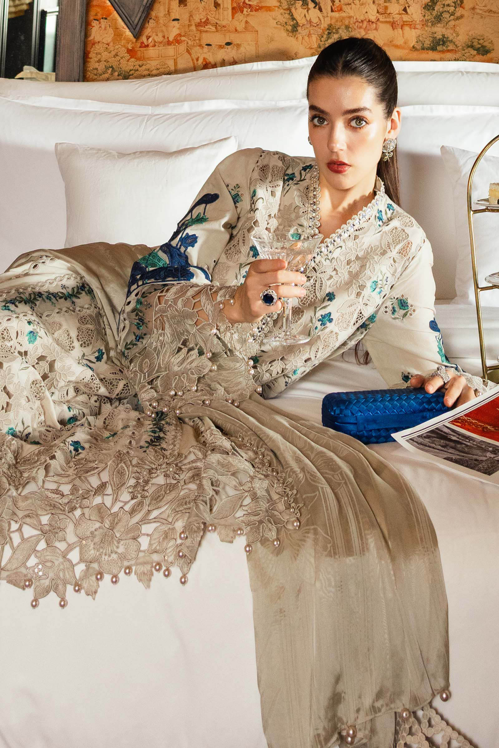 Eid Festive Luxury Lawn – EL26-08
