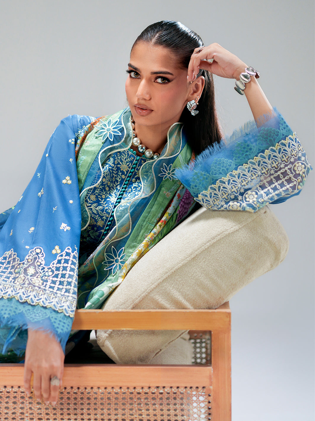 Amour Luxury Lawn – 187-A