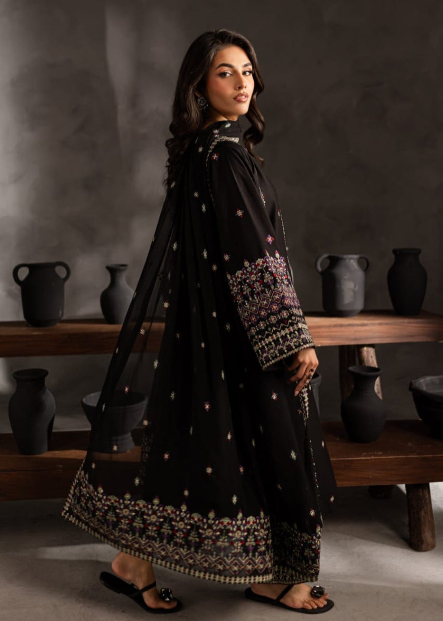 linen Kurta Set in Black