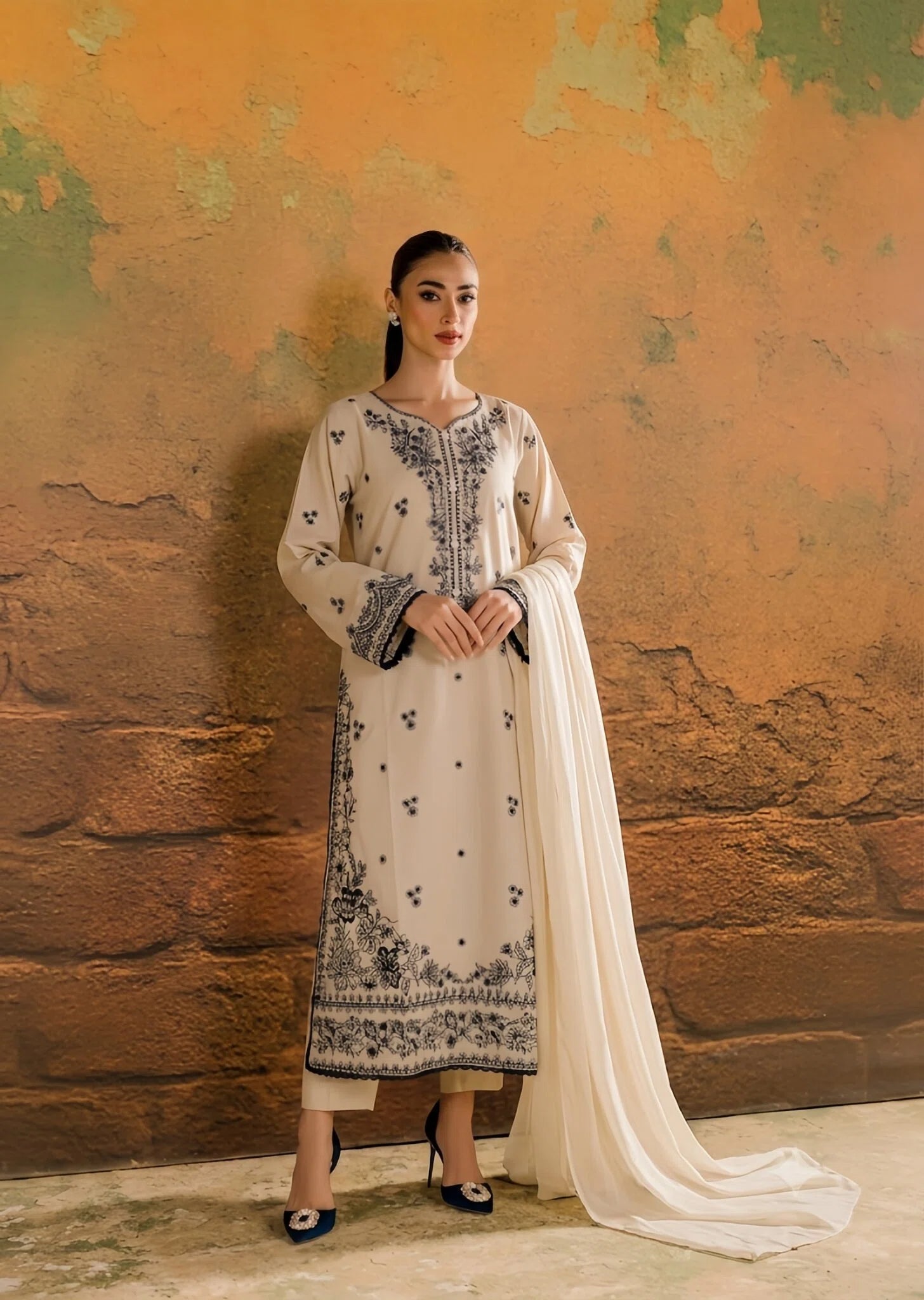 lawn cotton Kurta Set in Buttercream