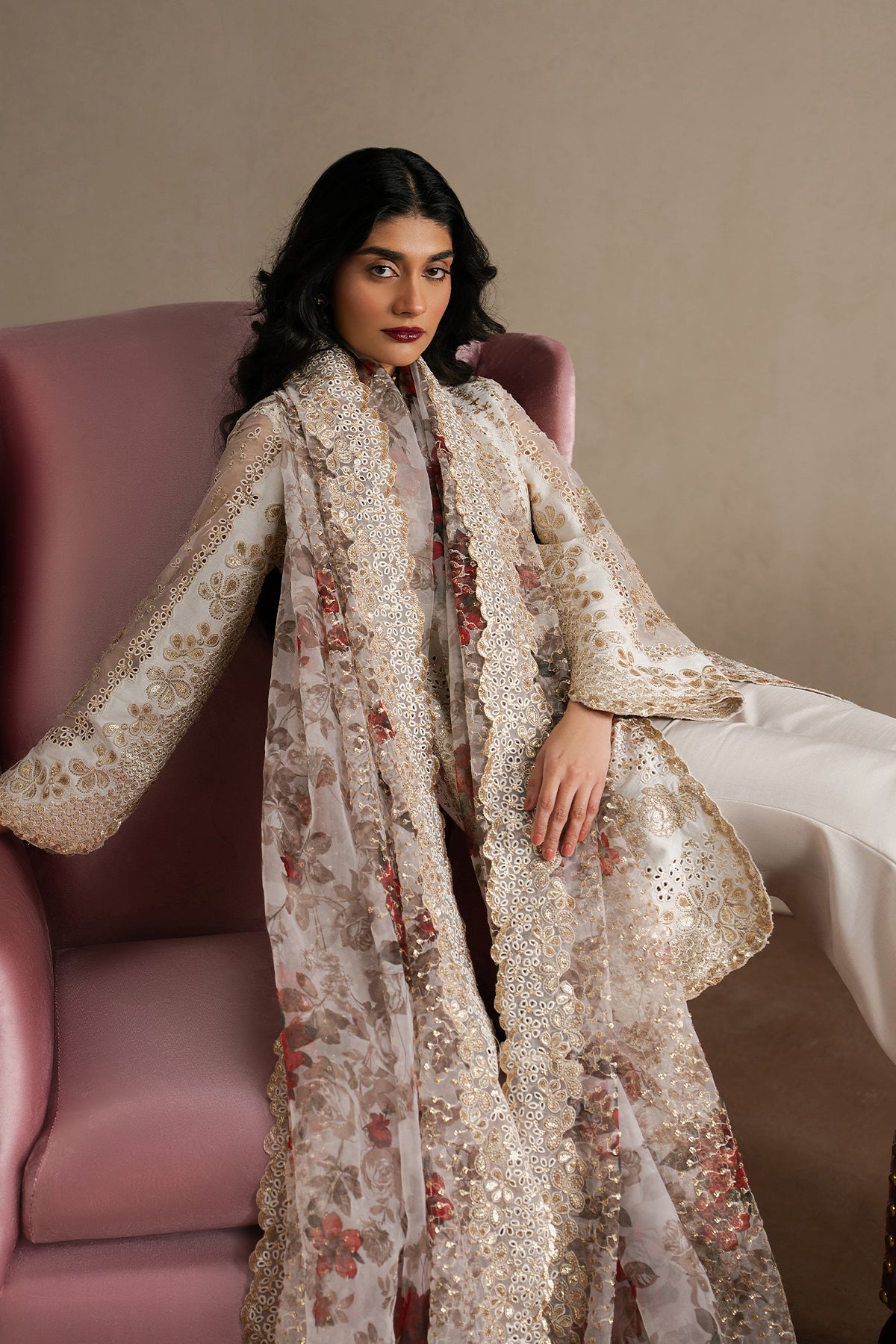 Qurbat Silk Festive Luxury Formals – Riwaayat