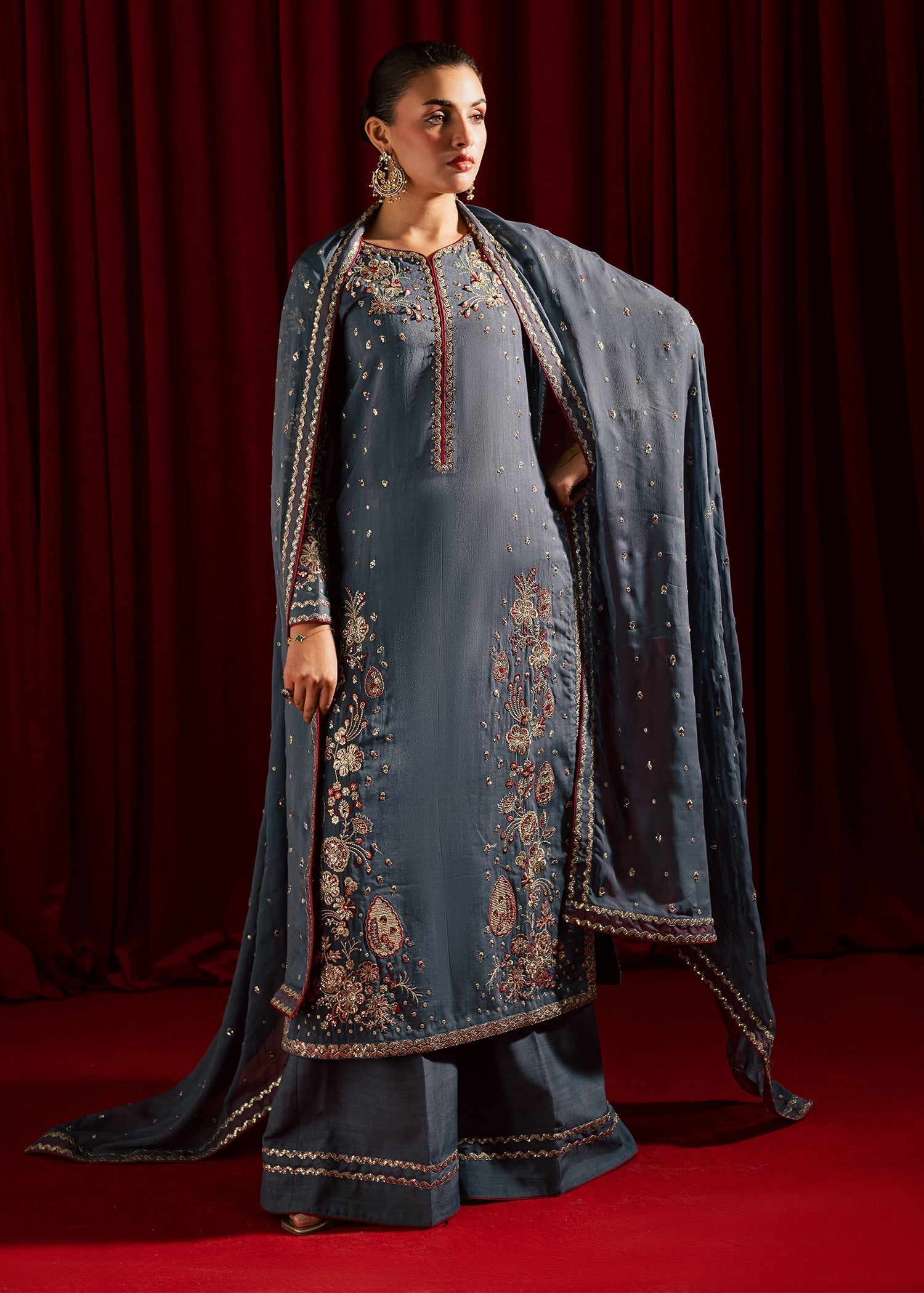 medium silk Kurta Set in Grey