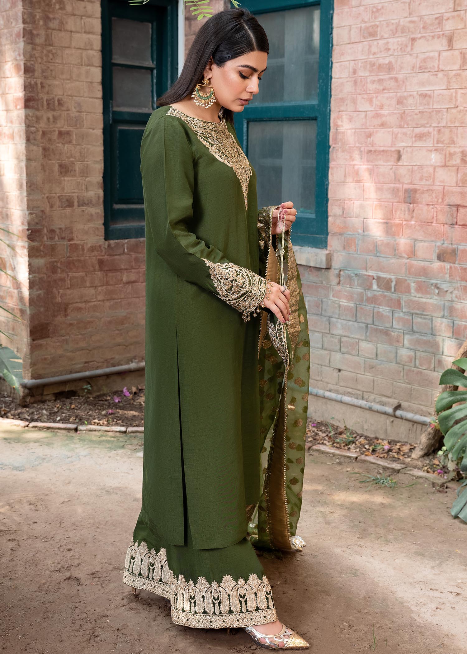 khaddi silk Kurta Set in Green