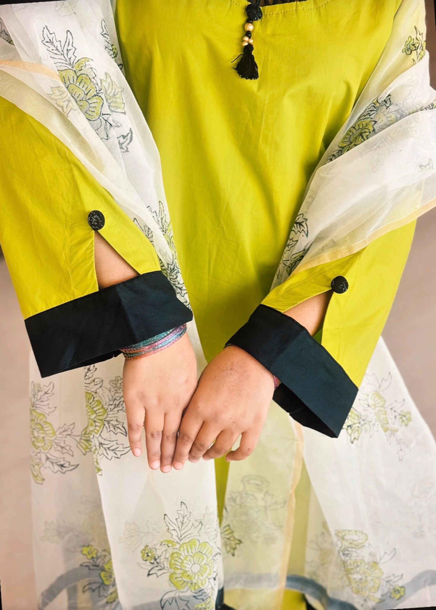 lawn cotton Kurta Set in Bright green