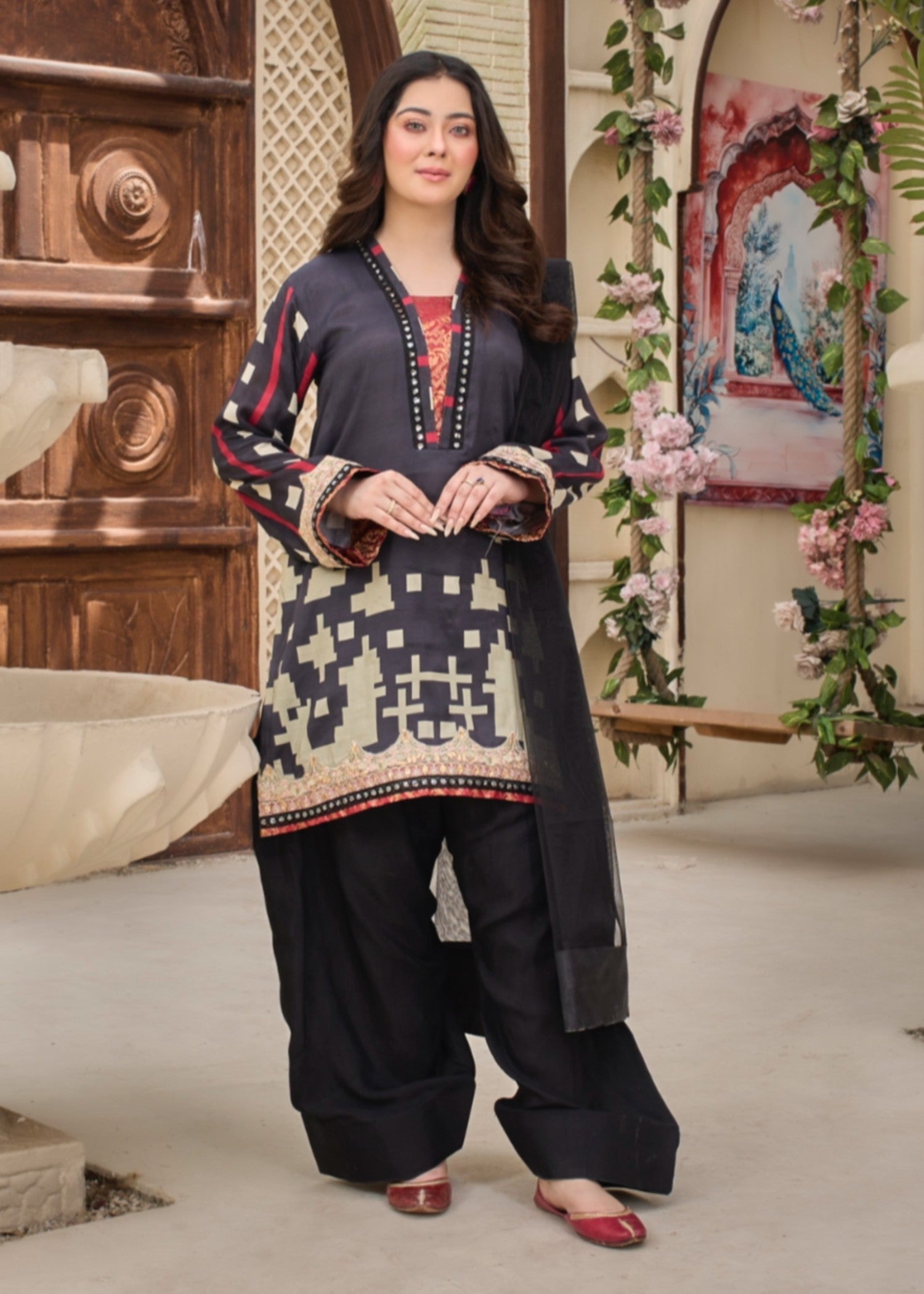 raw silk Kurta Set in Black