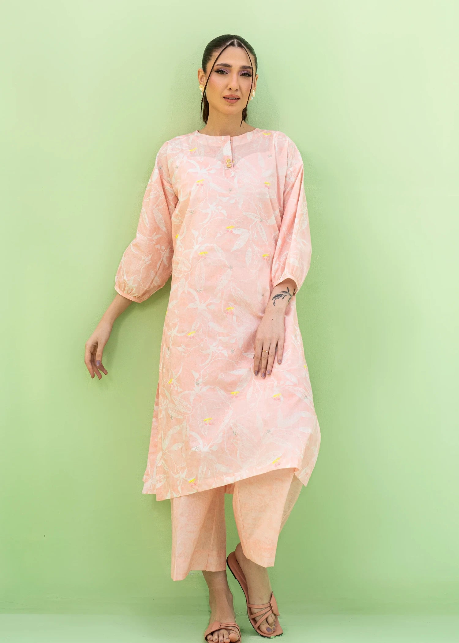 cambric cotton Kurta Set in Cherry blossom pink