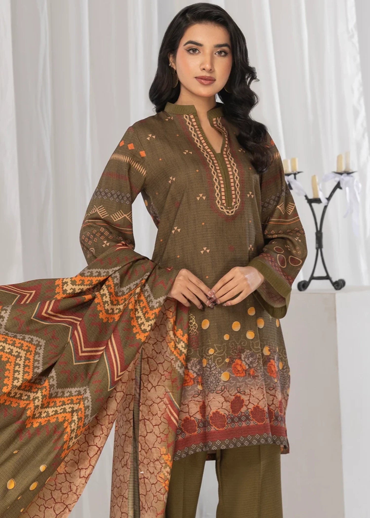 dhanak Unstitched in Walnut brown