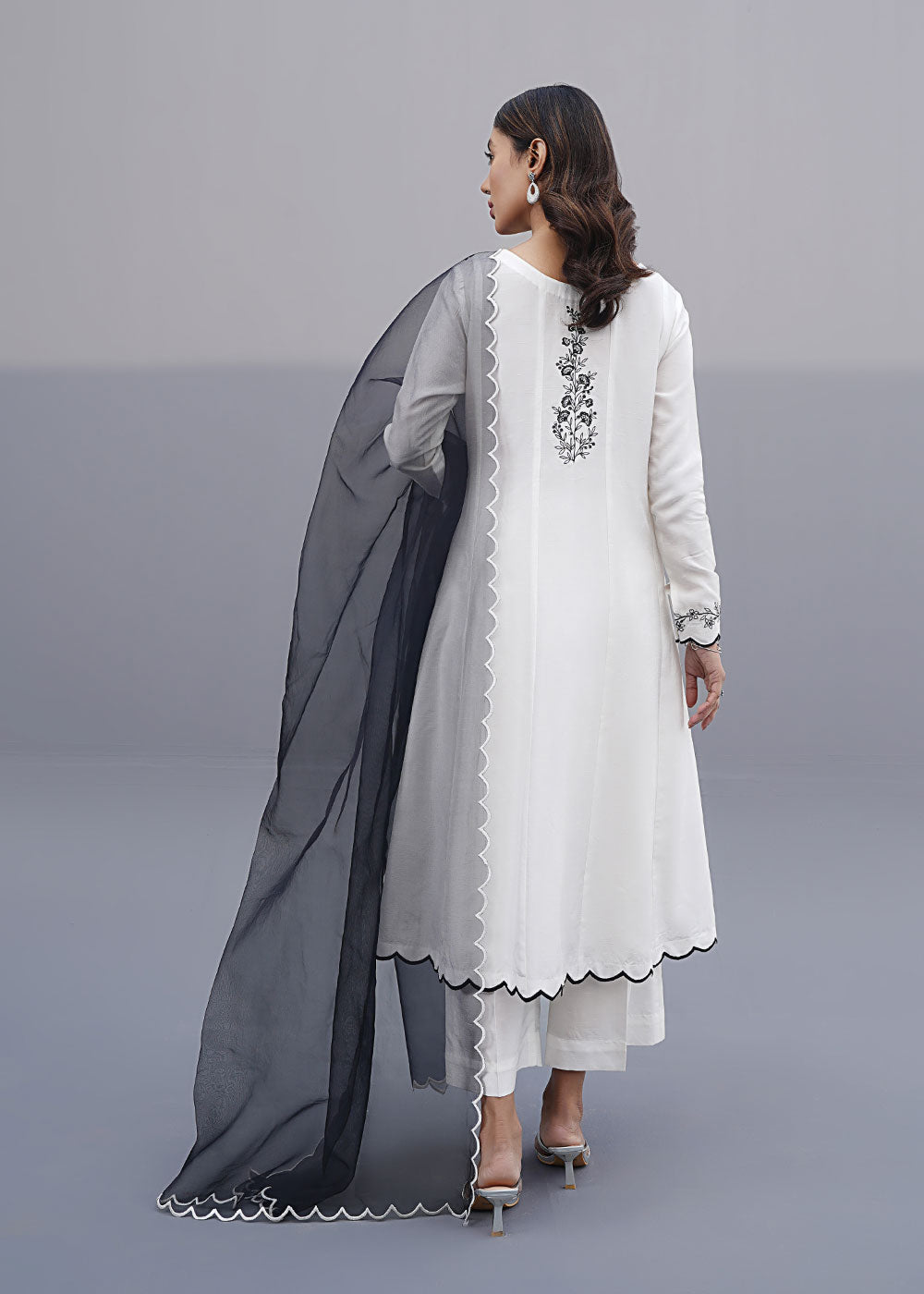 raw silk Pishwas in White