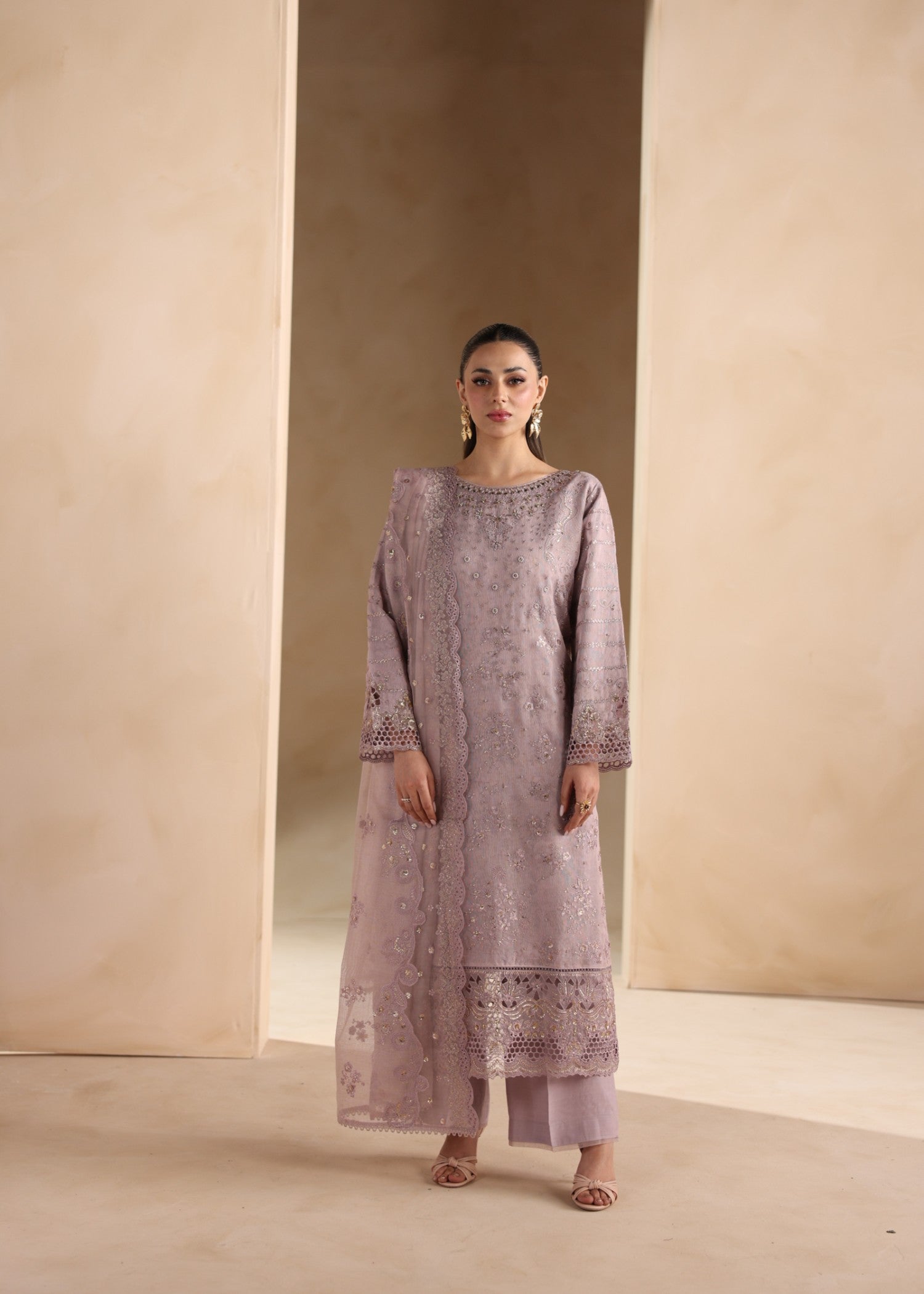 khaddi net Kurta Set in Purple taupe