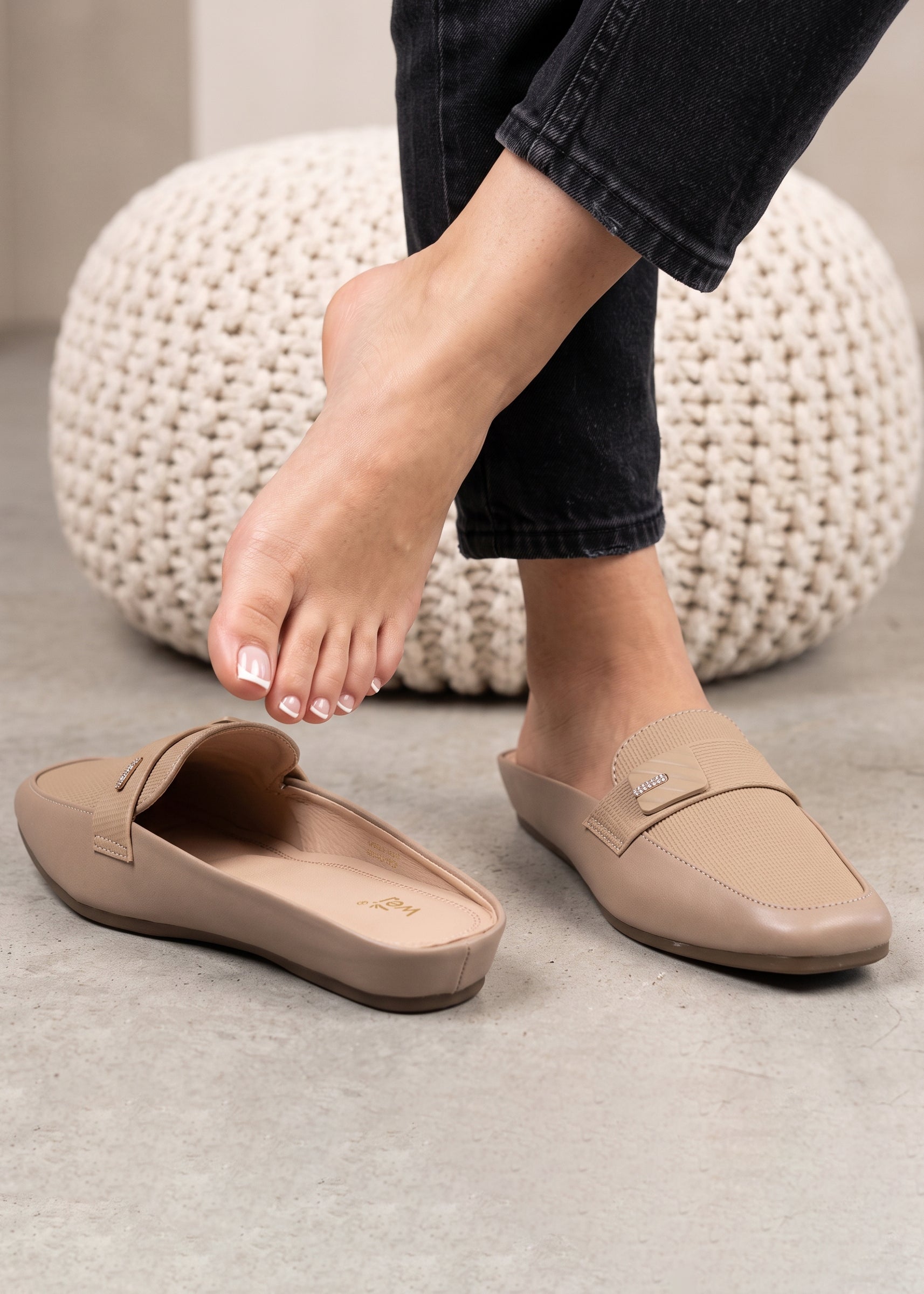 Mules in Beige by - High Quality Women Mules NPS5357