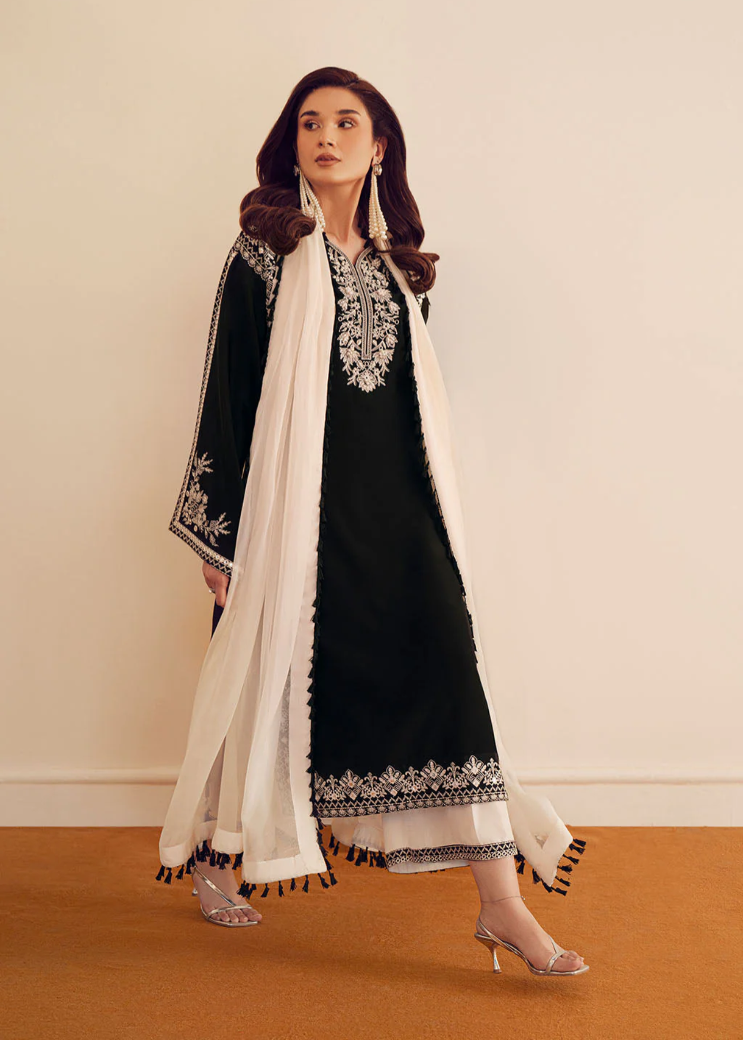 marina Kurta Set in Black