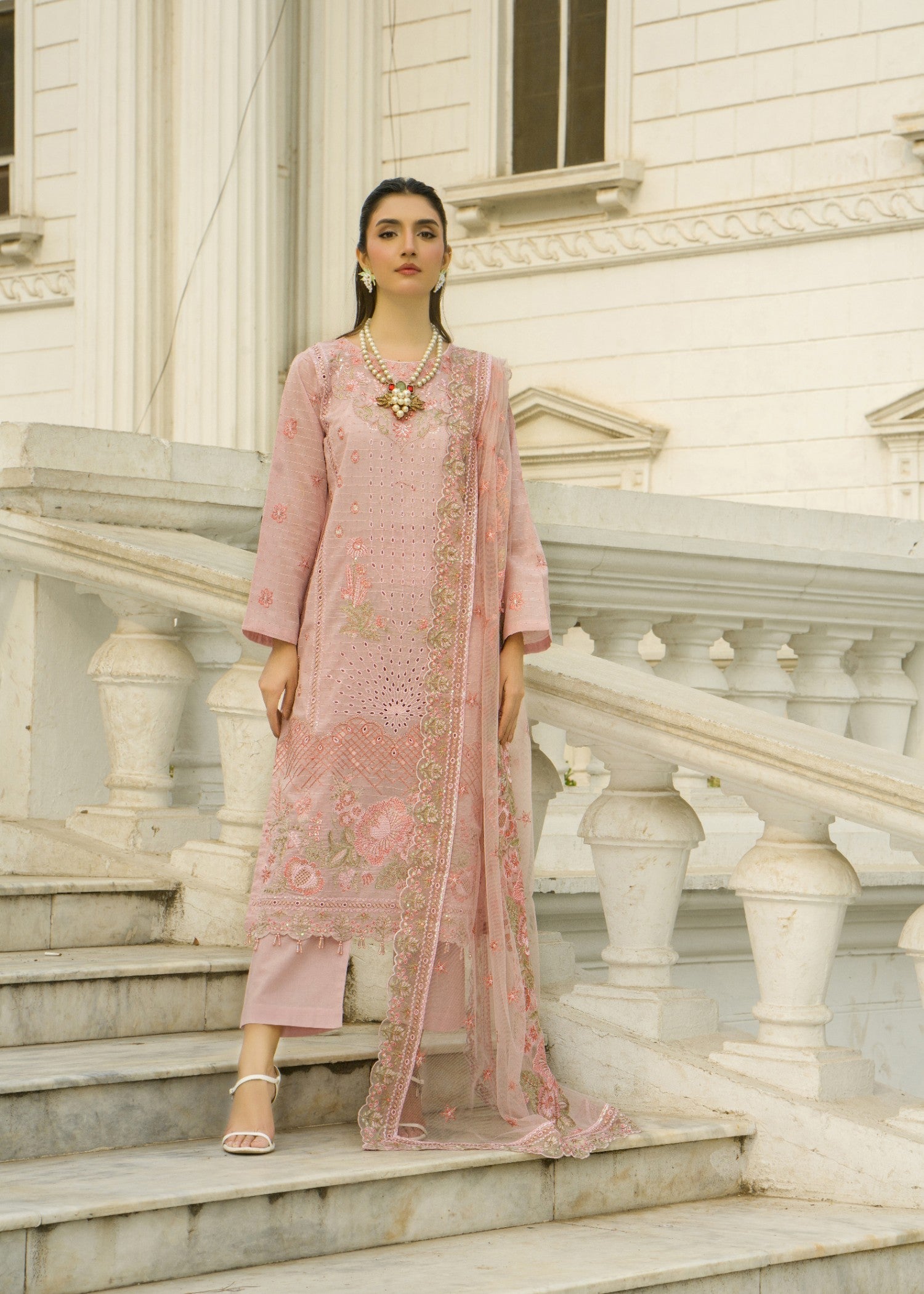 lawn Kurta Set in Baby pink