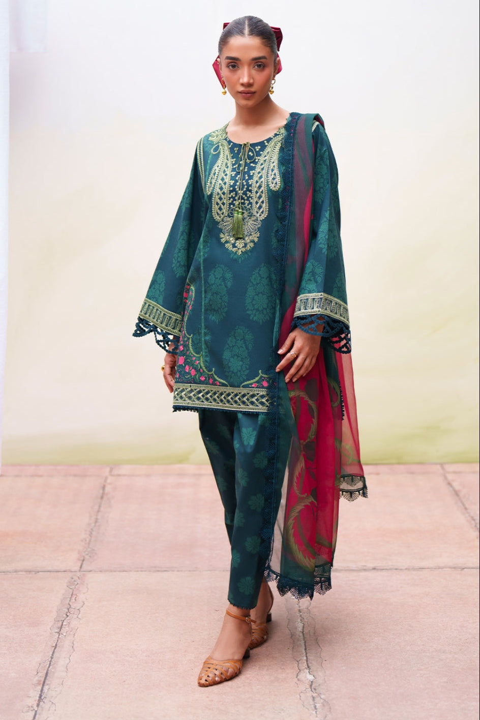 Laanem Luxury Lawn – NAYRA-B-SRL26-01