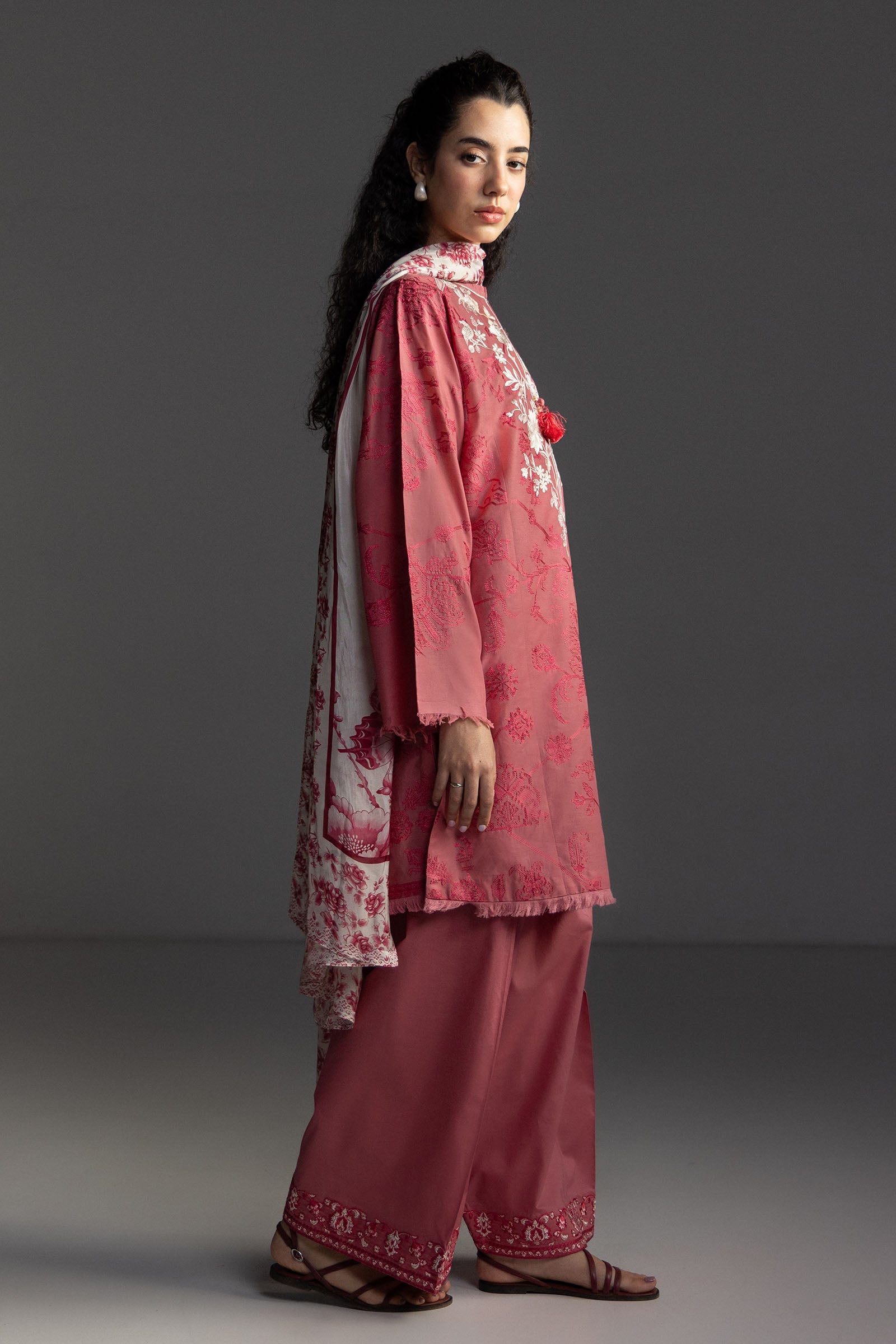 Coco Lawn Edit – Aviona-3B