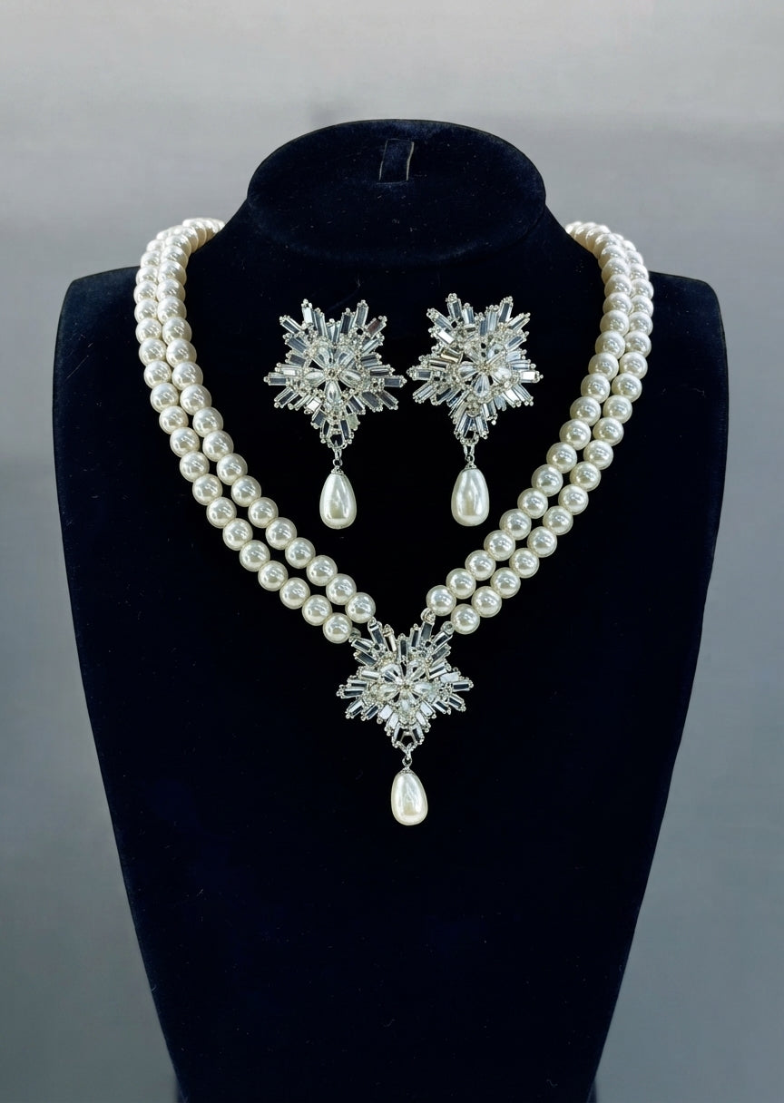 Jewelry Set in Pearl white Color by - Trendy Women Jewelry Set DWJ9385