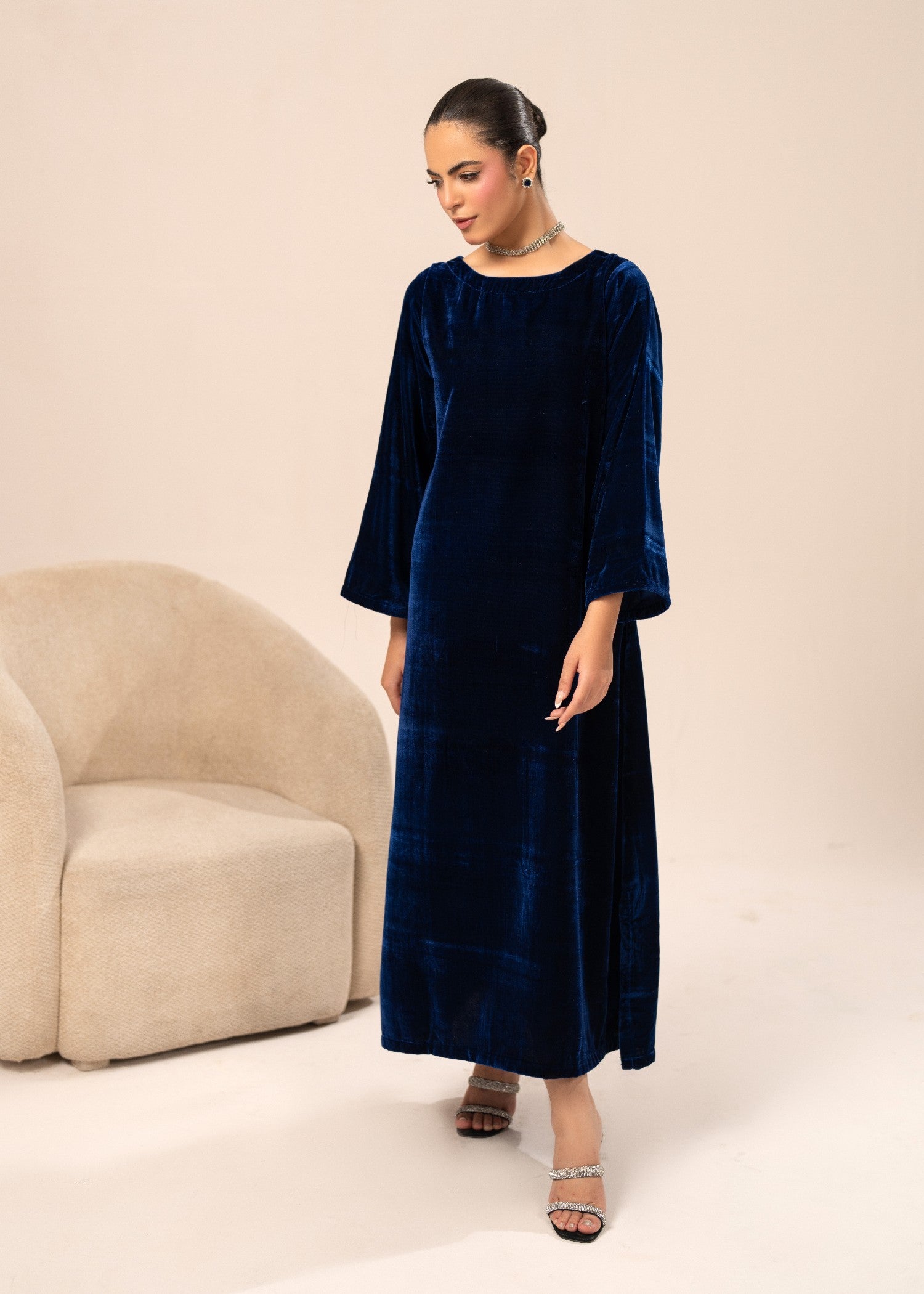 velvet Kaftan in Royal blue