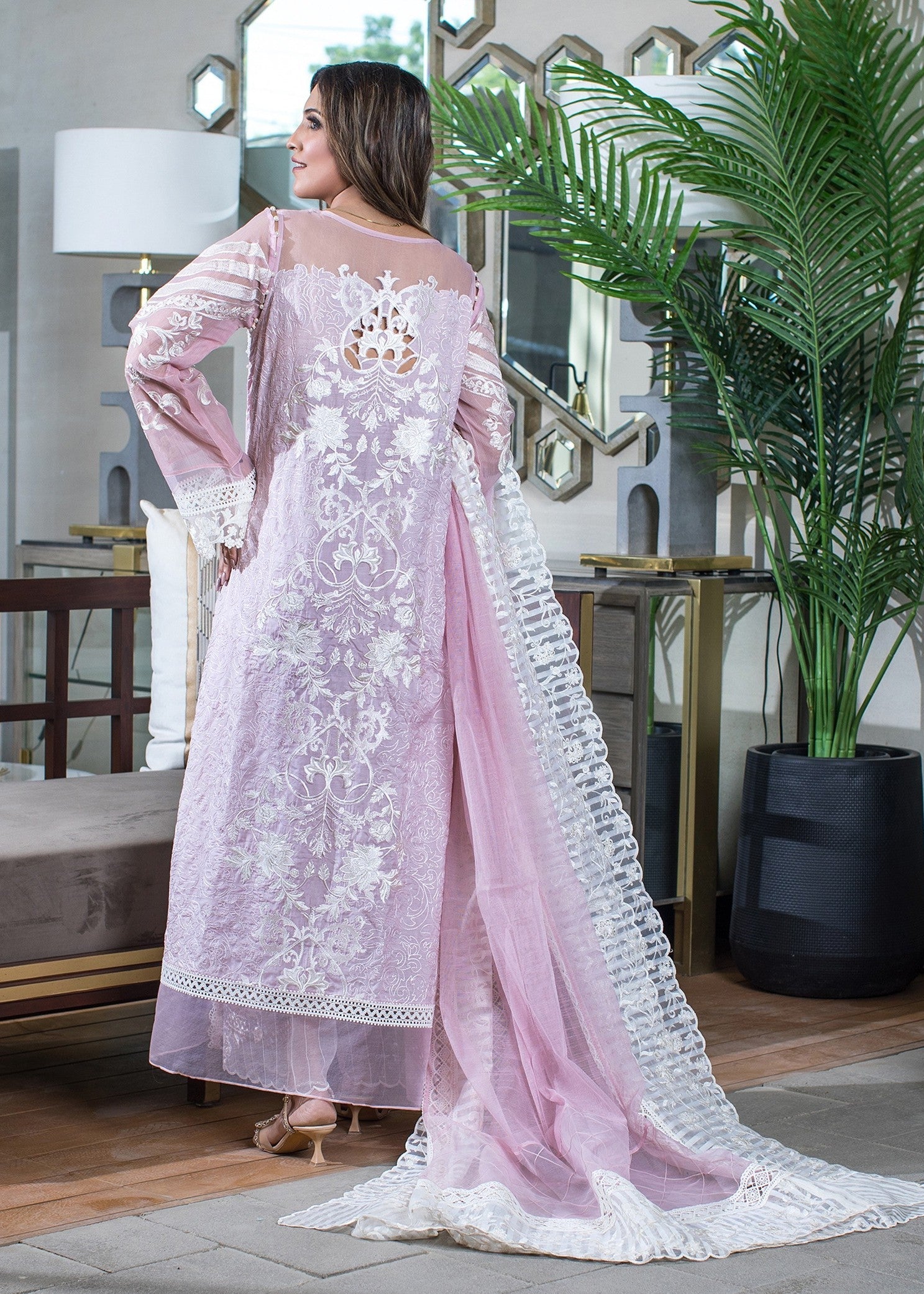 khaddi silk Unstitched in Pastel pink