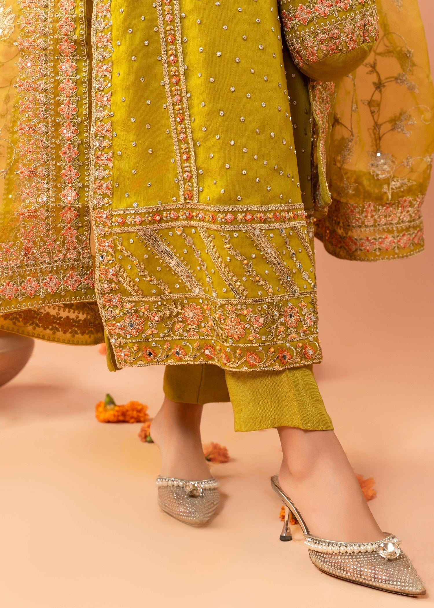chiffon Kurta Set in Straw