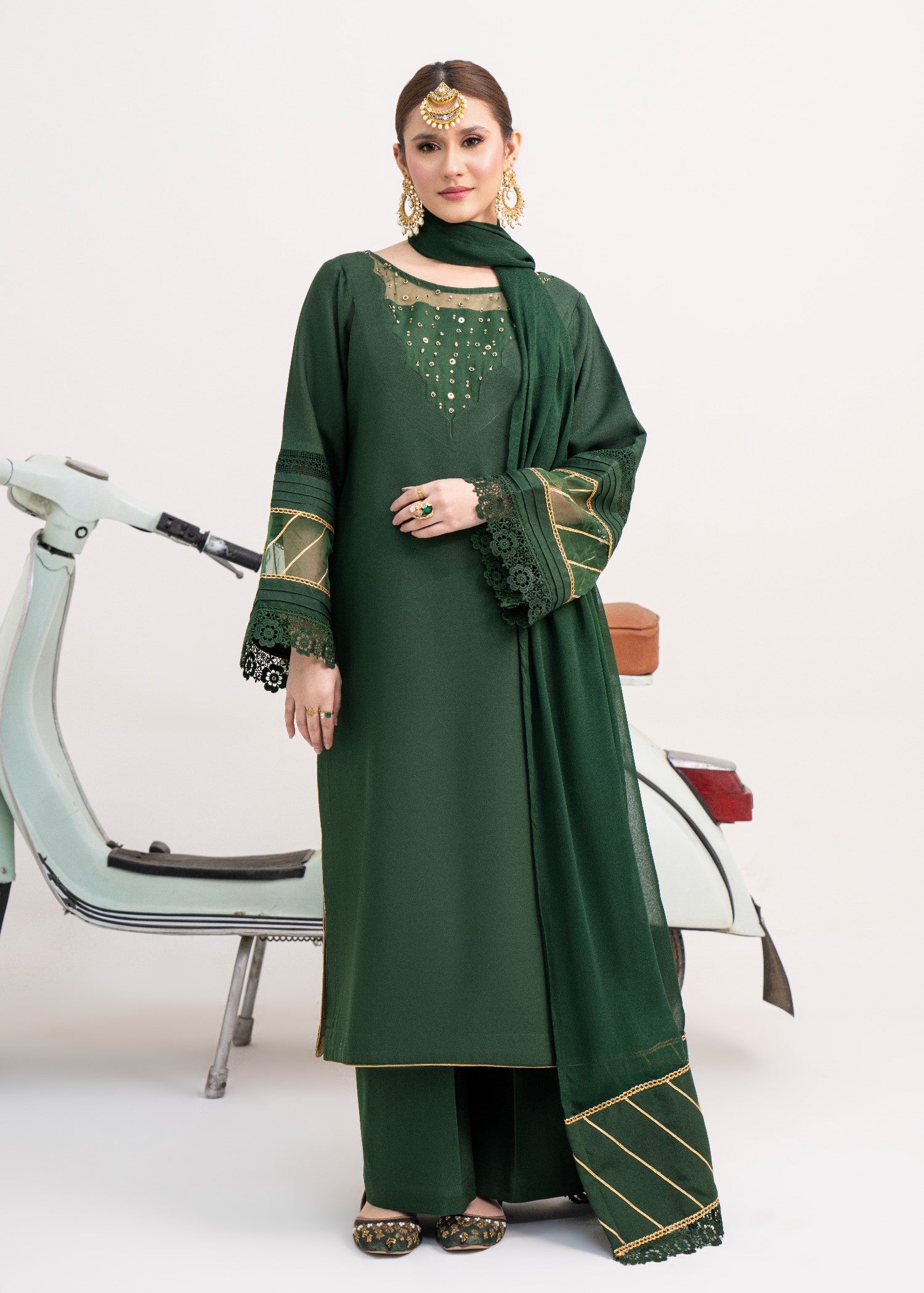 karandi Kurta Set in Bottle green